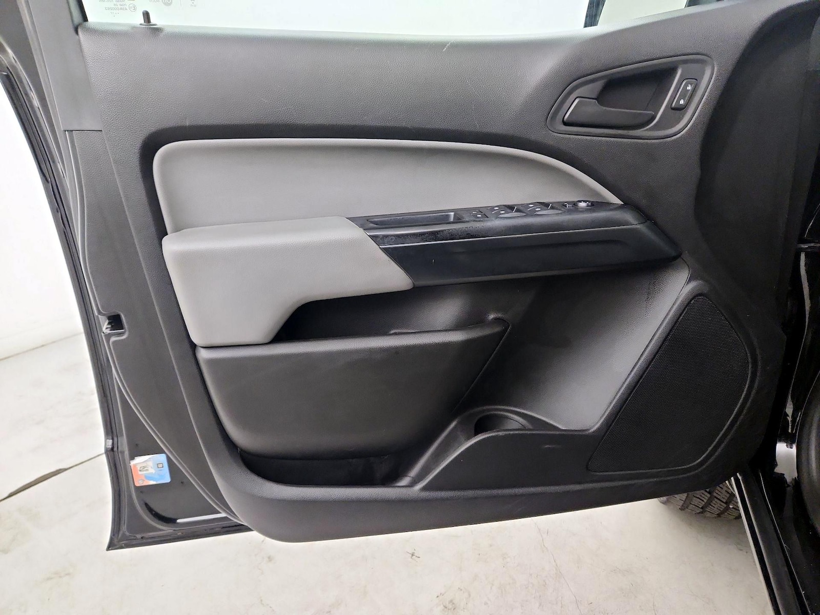 2017 Chevrolet Colorado Work Truck - Photo 13