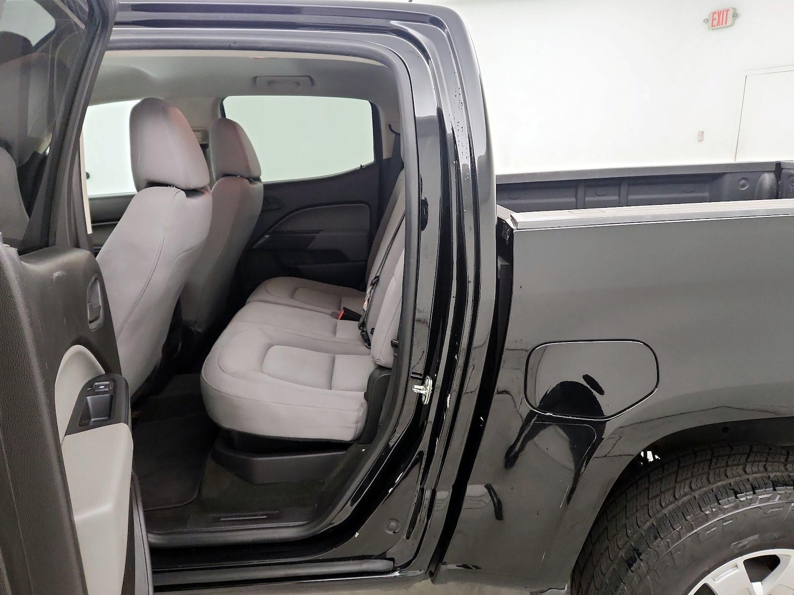 2017 Chevrolet Colorado Work Truck - Photo 20