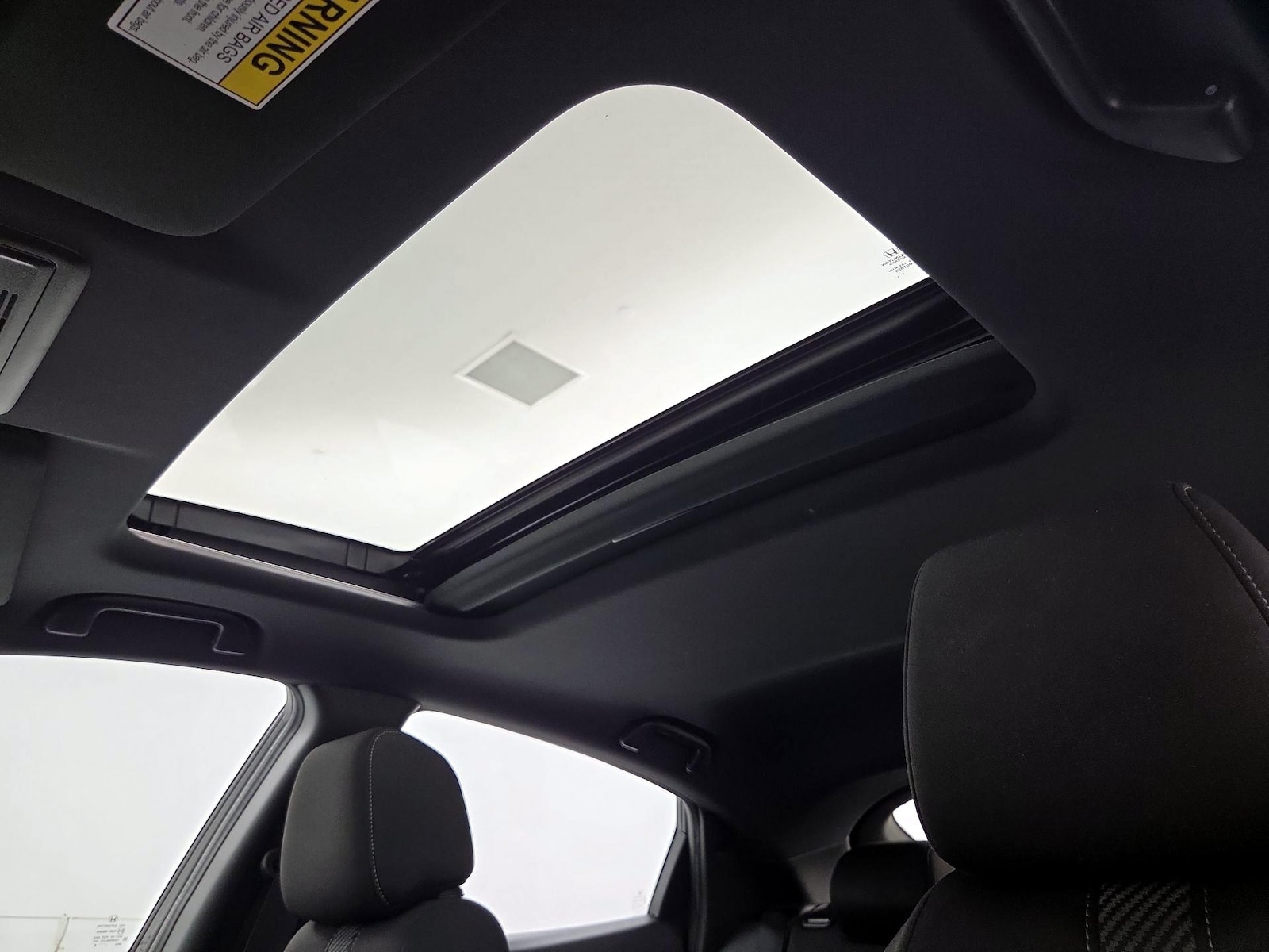 Sunroof(s) & Overhead Airbags