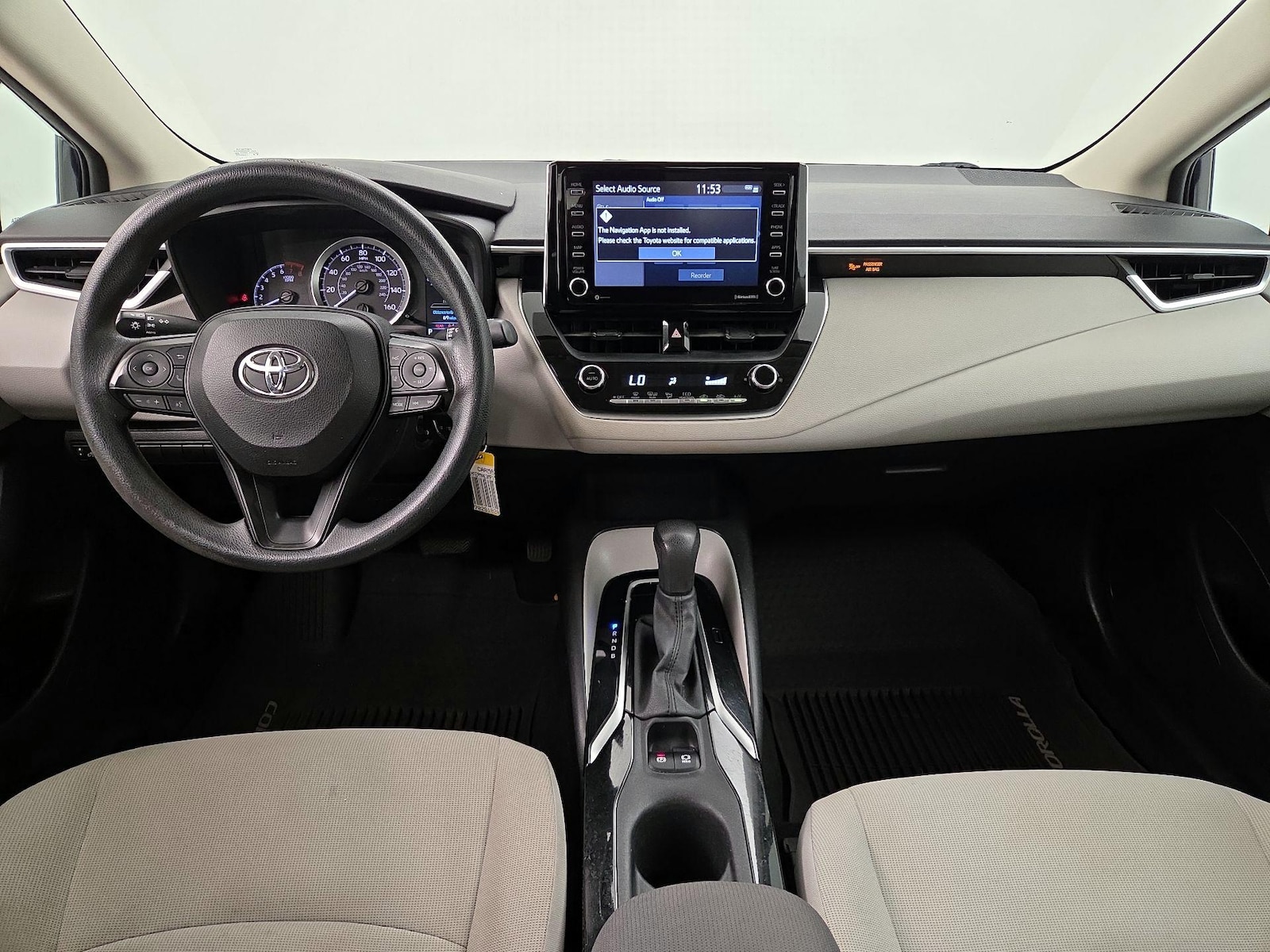 2021 Toyota Corolla LE - Photo 10