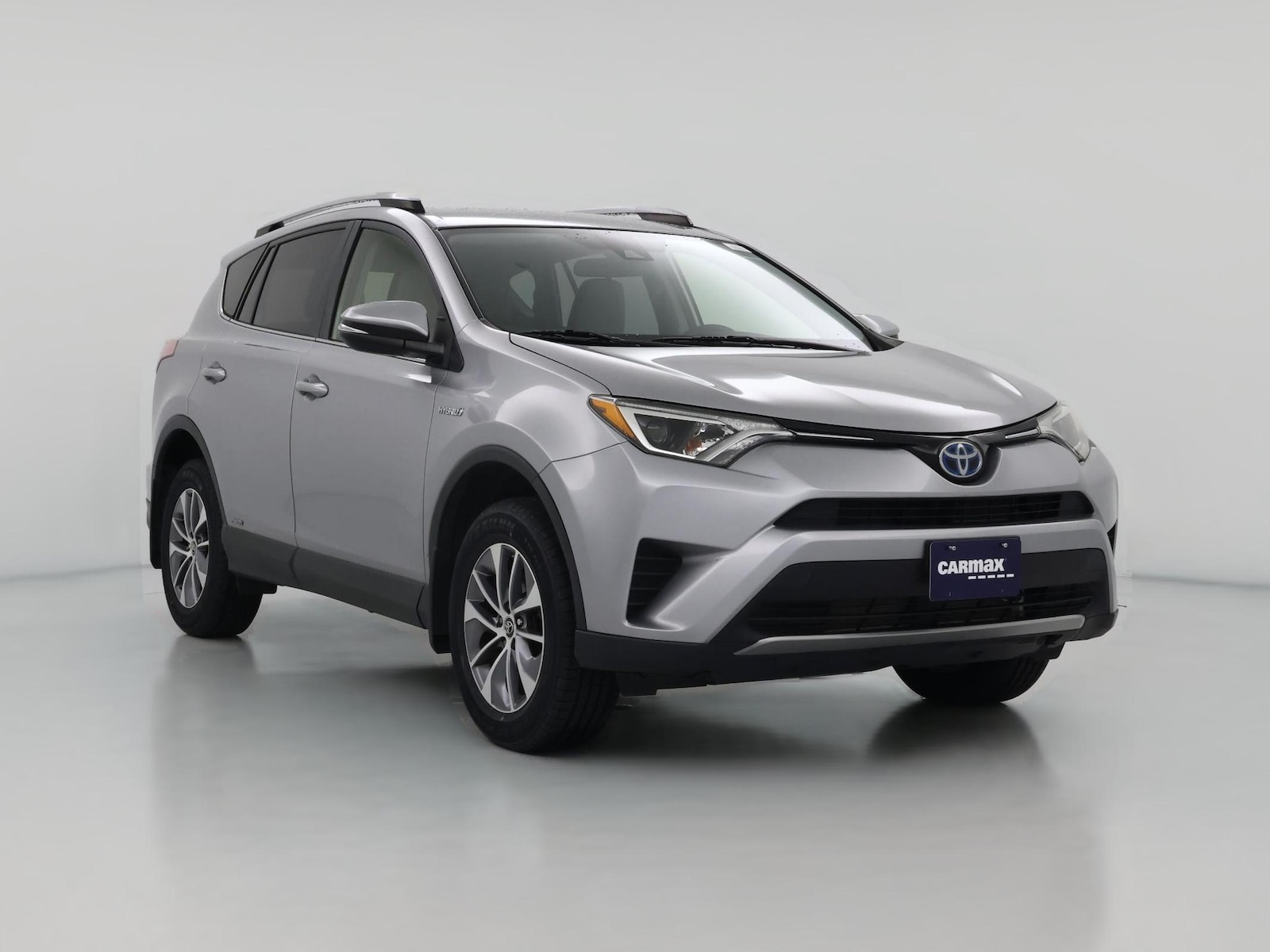 Smart Key & All Wheel Drive