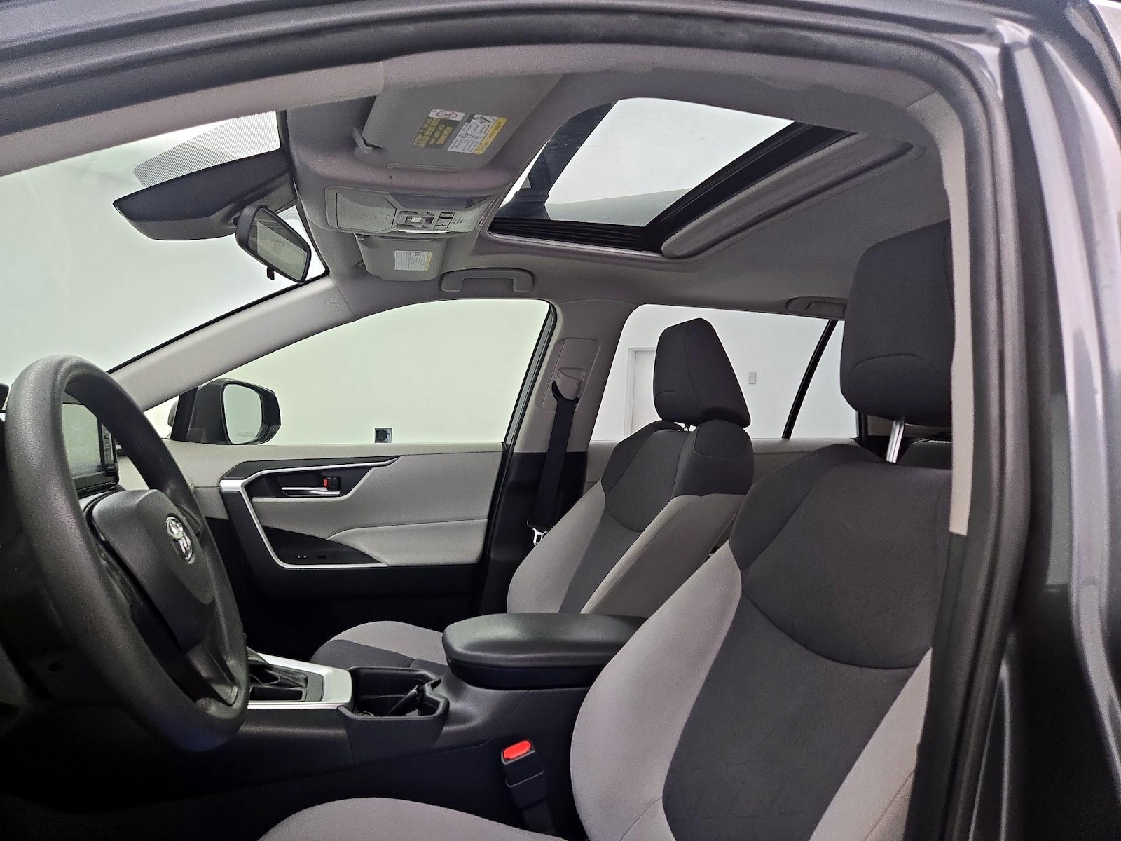 Sunroof(s) & Overhead Airbags