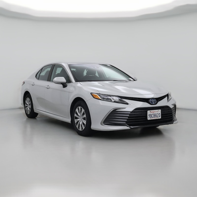 2022 Toyota Camry Hybrid LE