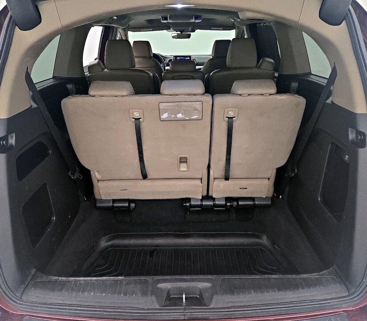 Trunk/Cargo (Seats Up)