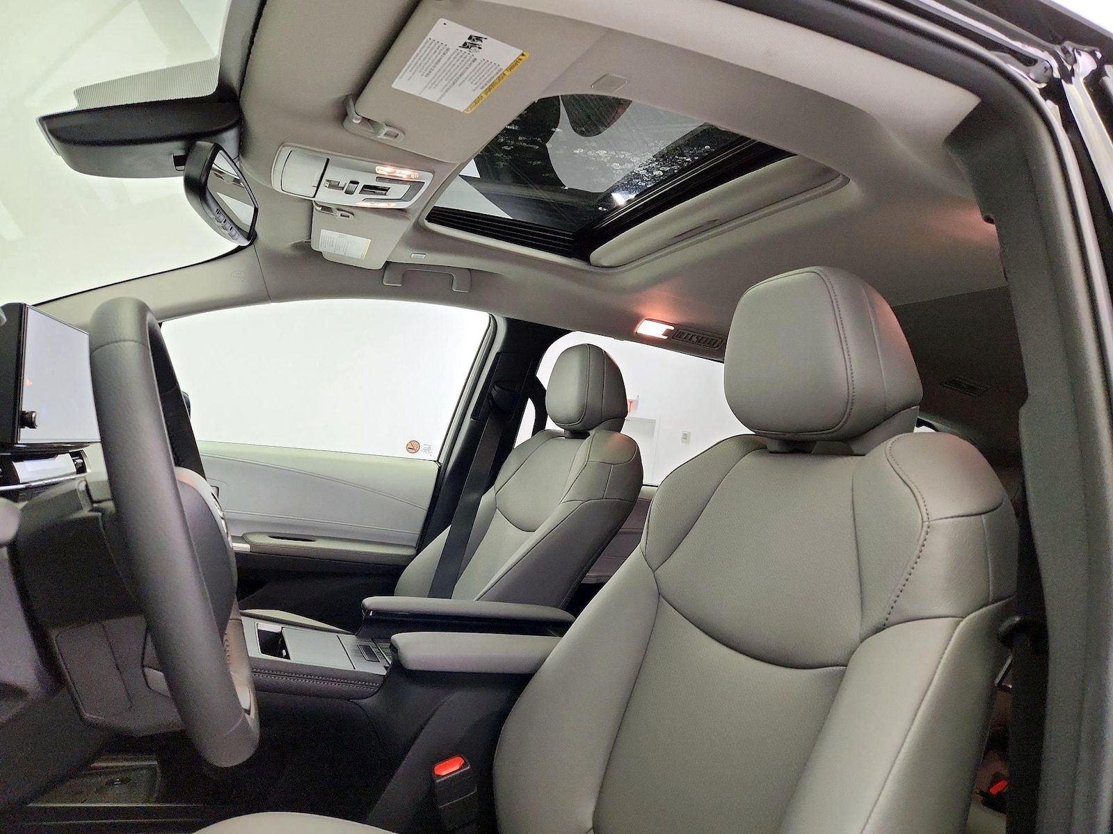 Sunroof(s) & Overhead Airbags