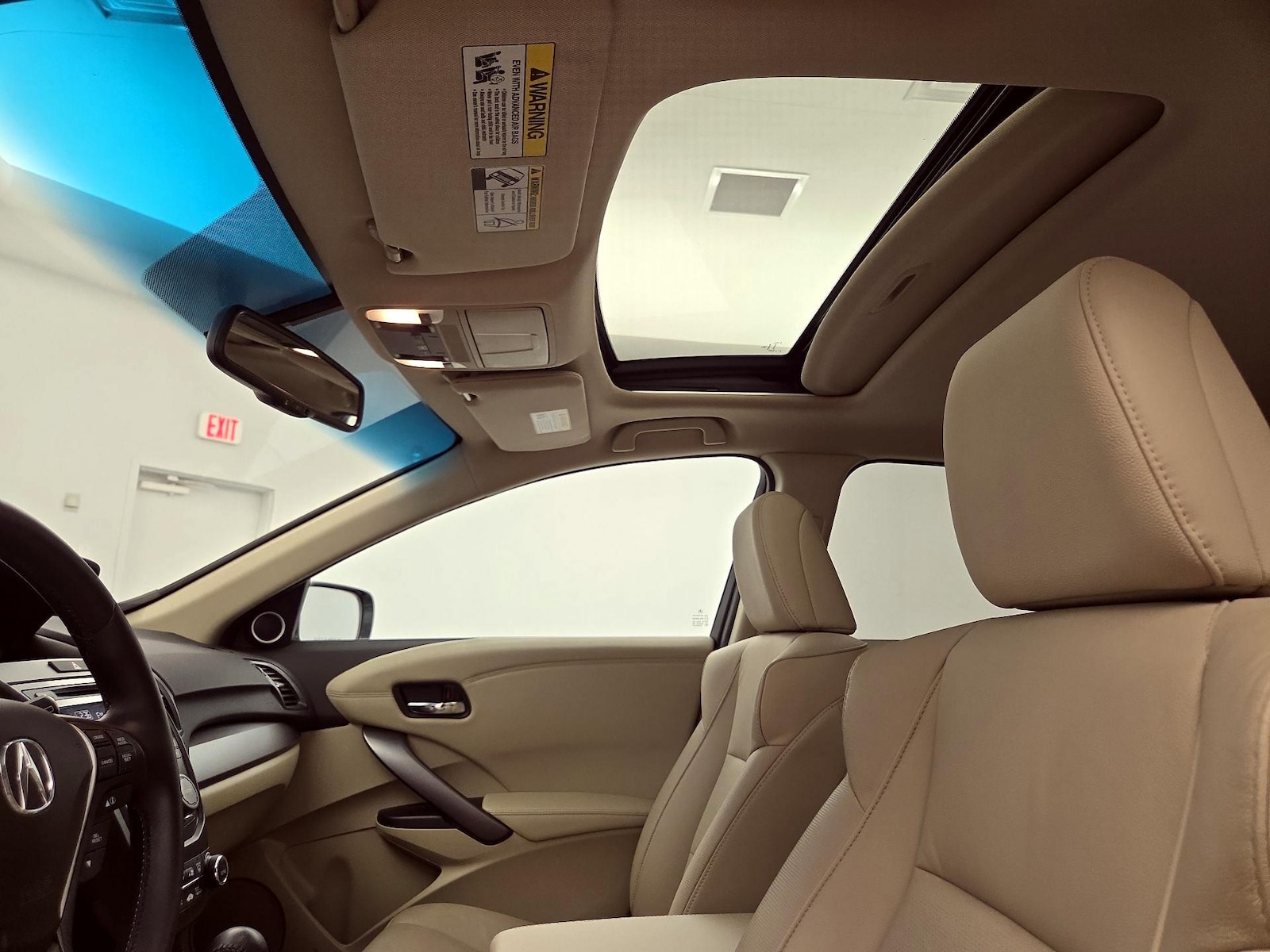 Sunroof(s) & Overhead Airbags