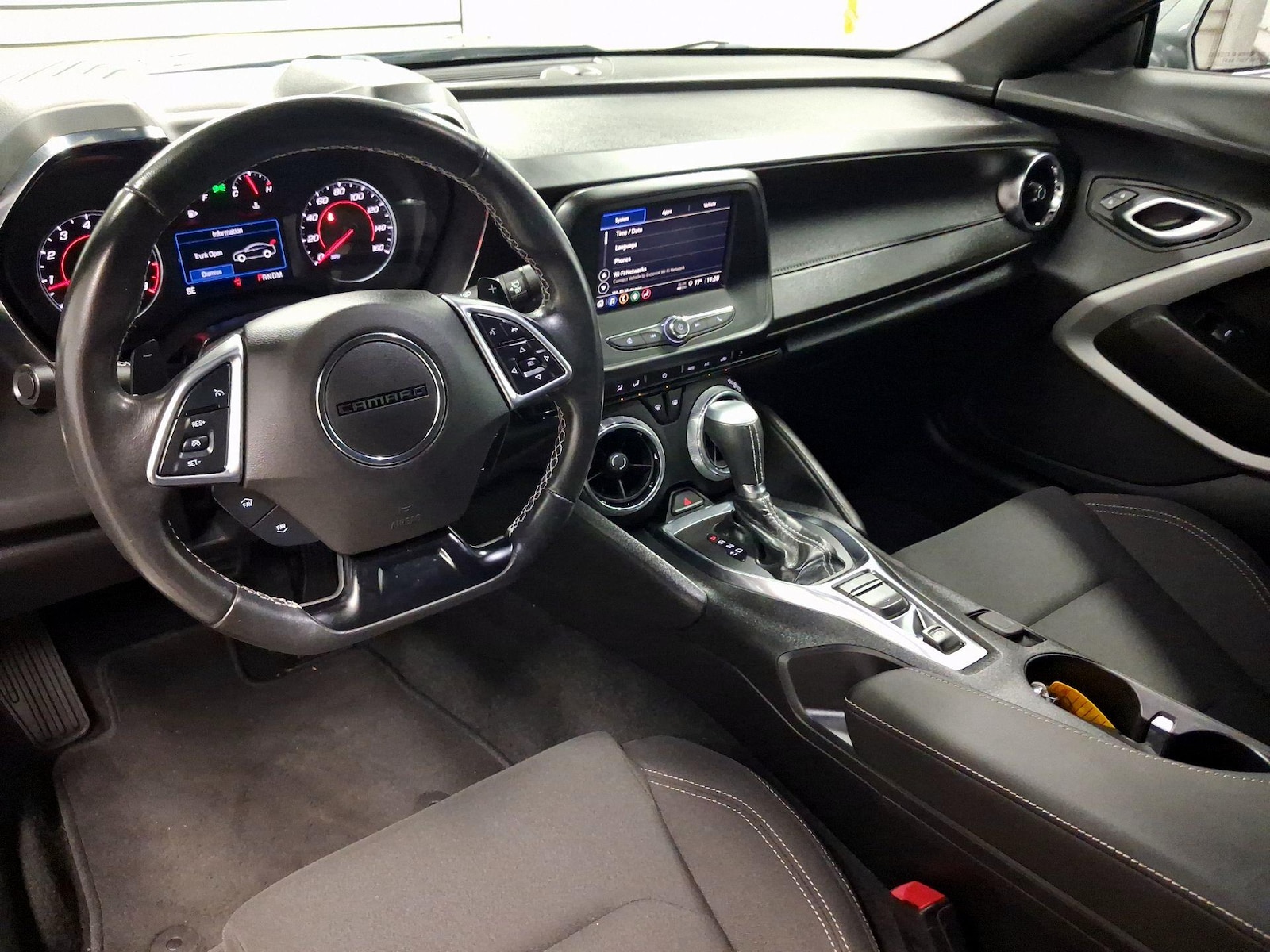 Apple CarPlay® & Android Auto™