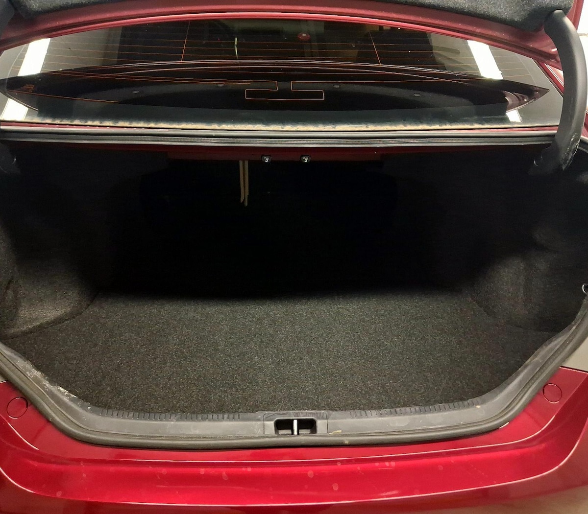Trunk/Cargo (Seats Up)