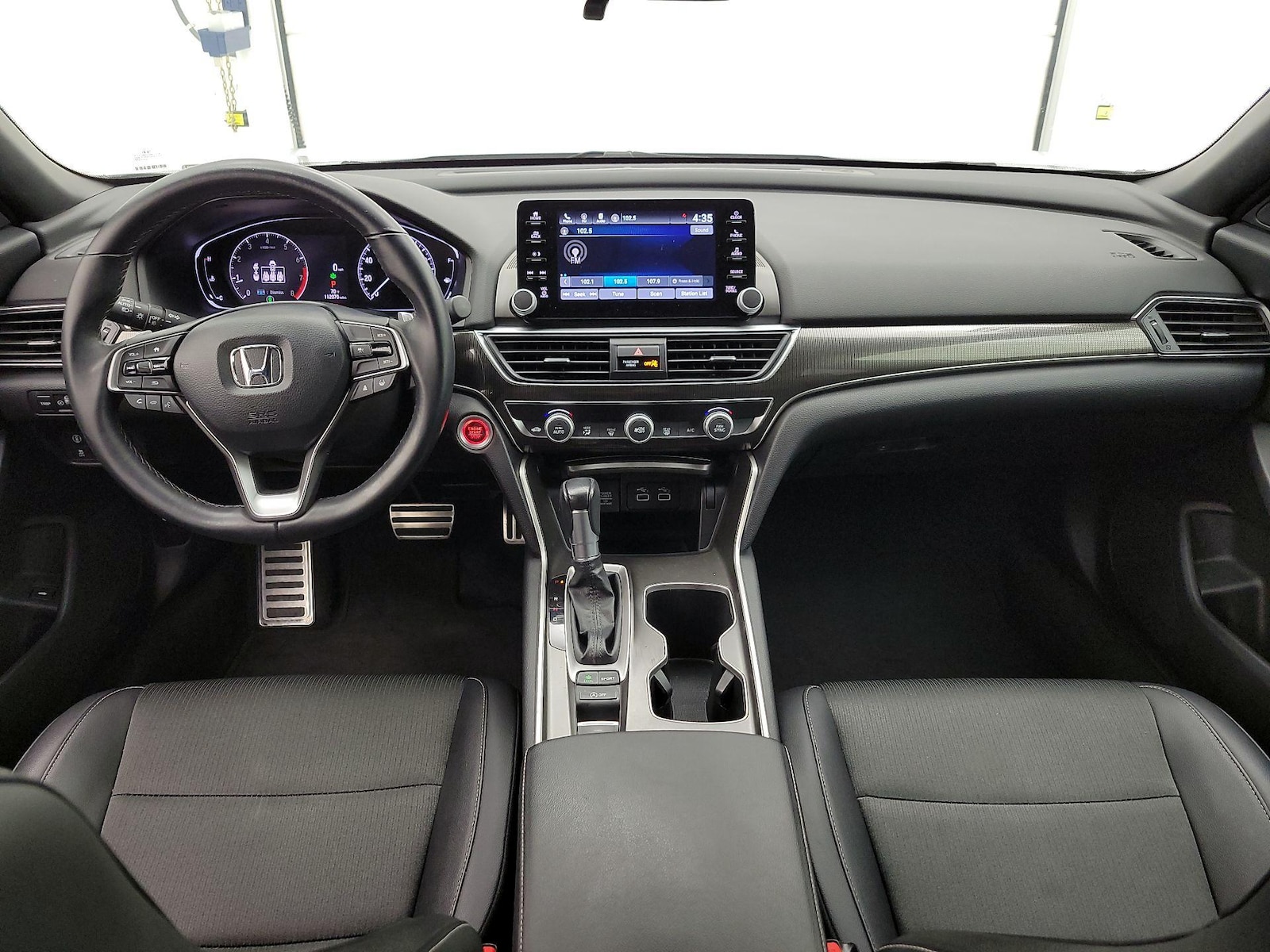 Apple CarPlay® & Android Auto™