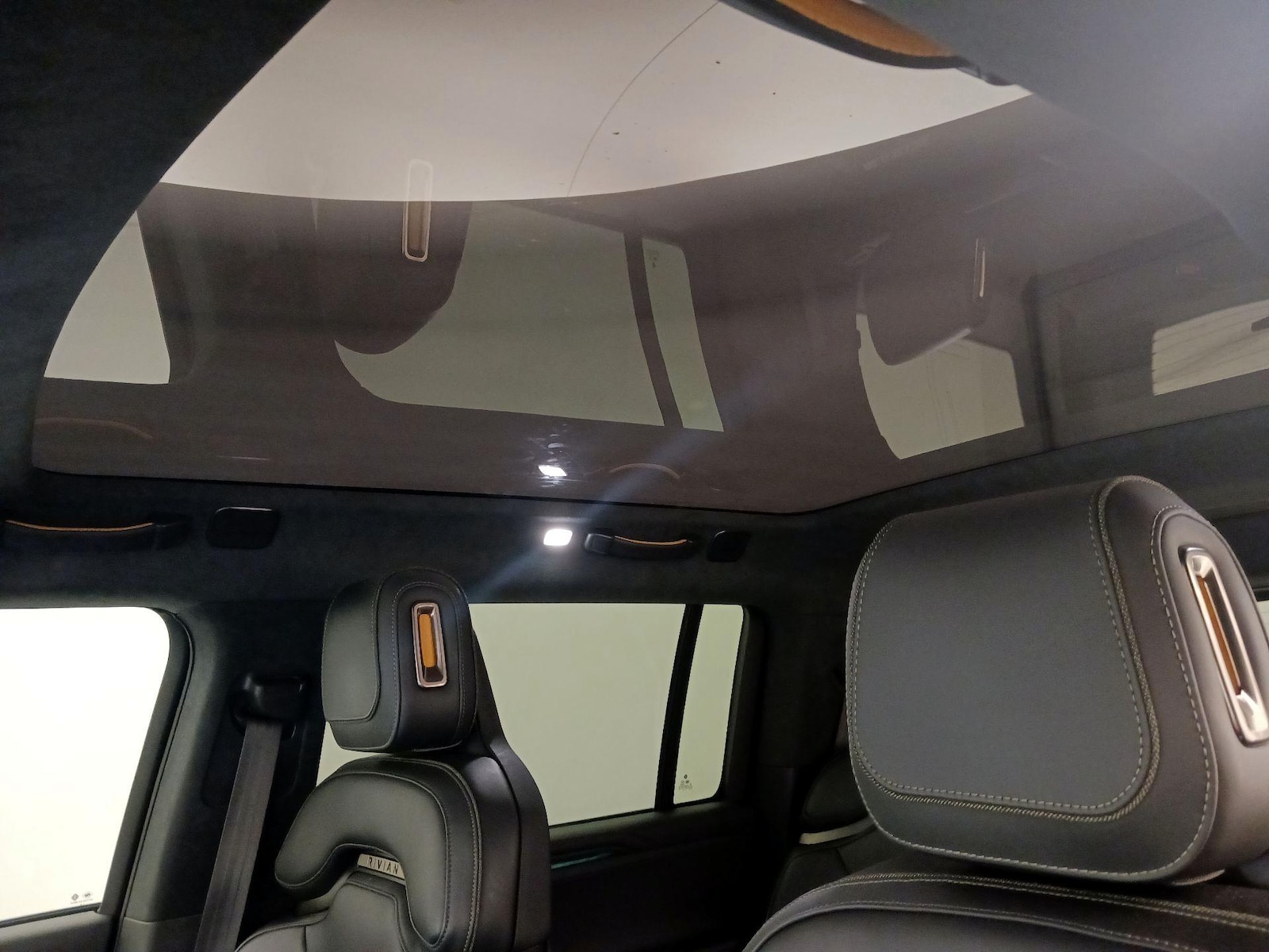 Skylight(s) & Overhead Airbags