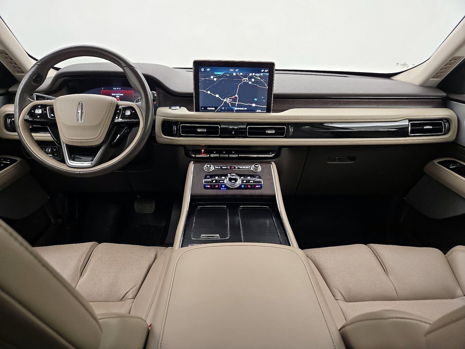Apple CarPlay® & Android Auto™