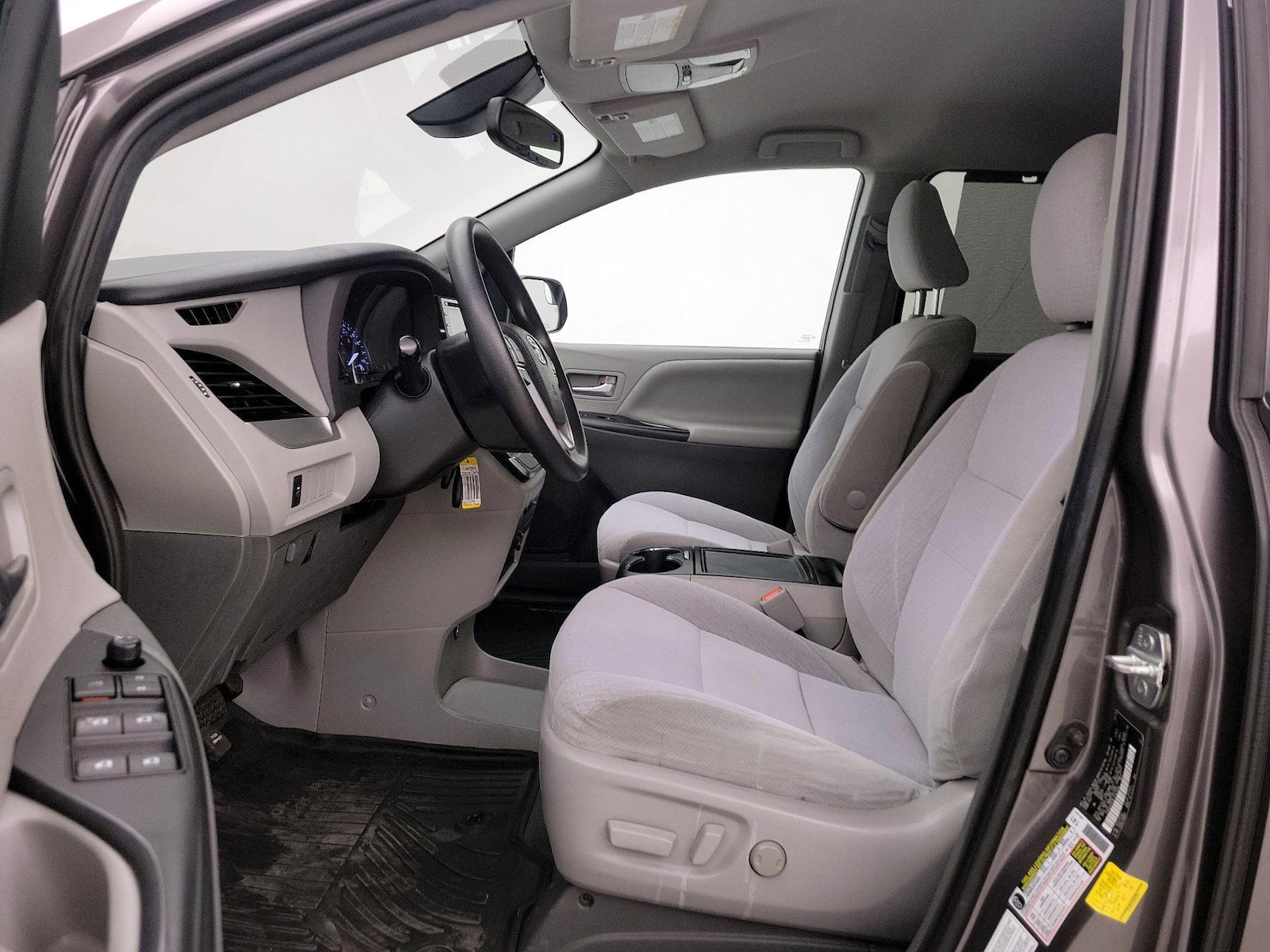 Power Seat(s) & Side Airbags
