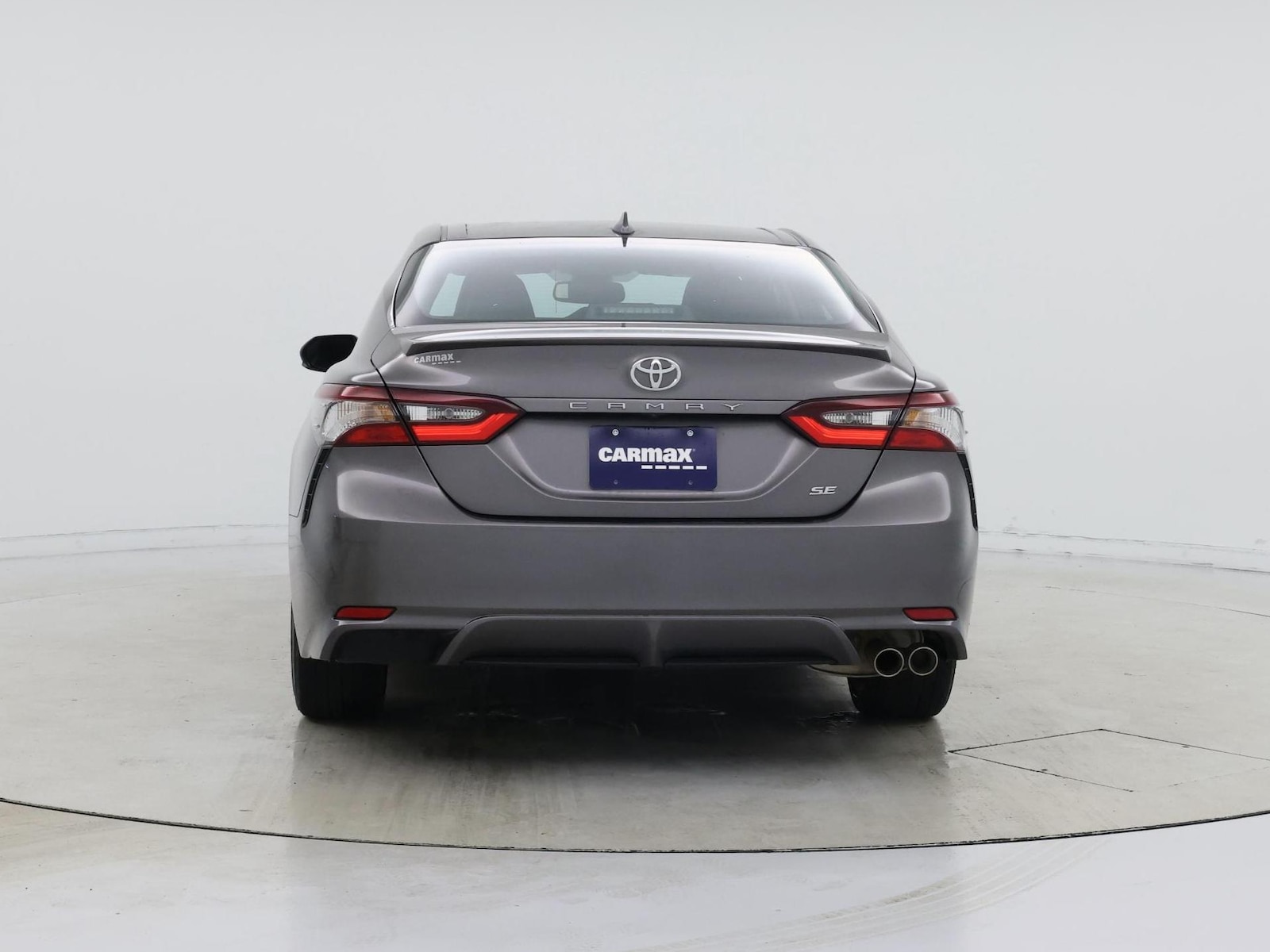 2022 Toyota Camry SE - Photo 7