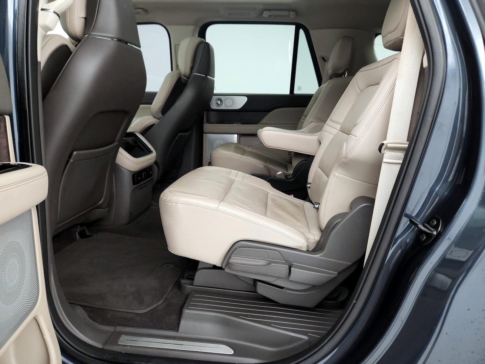 Rear Air Conditioning