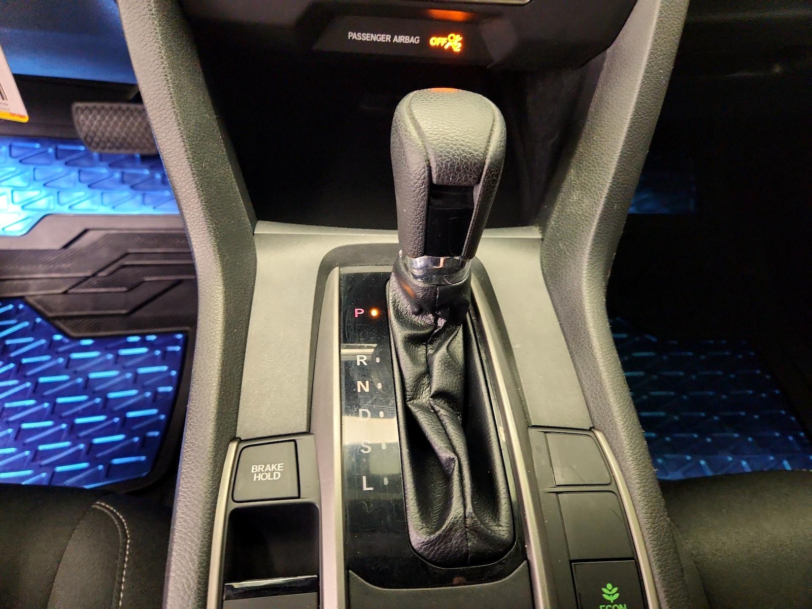 2018 Honda Civic Hatchback LX - Photo 18