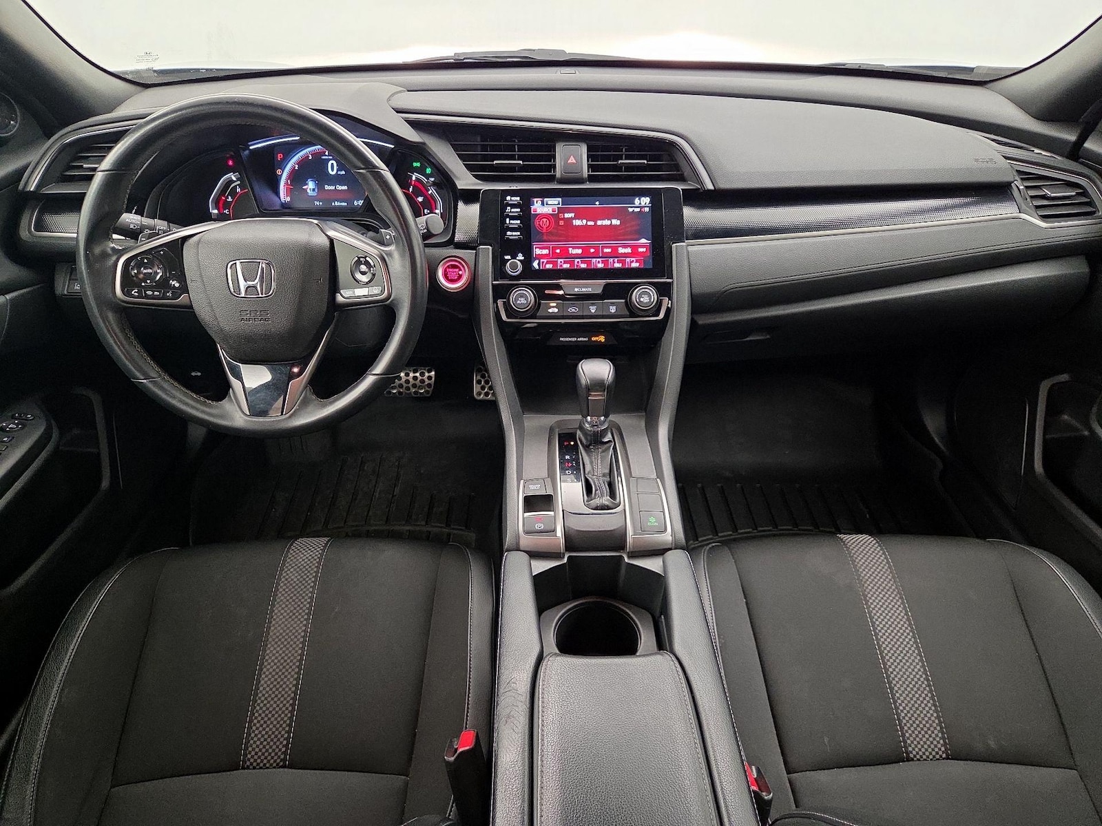Apple CarPlay® & Android Auto™