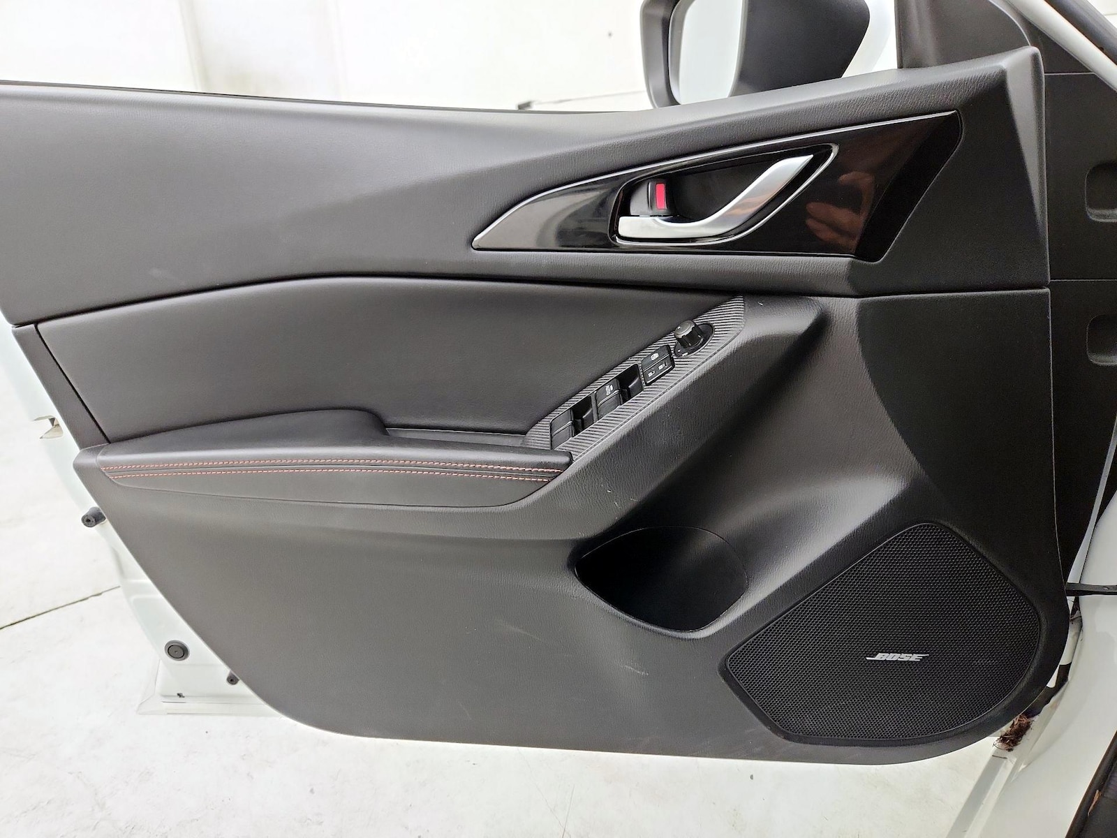 2015 Mazda MAZDA3 s Touring - Photo 13
