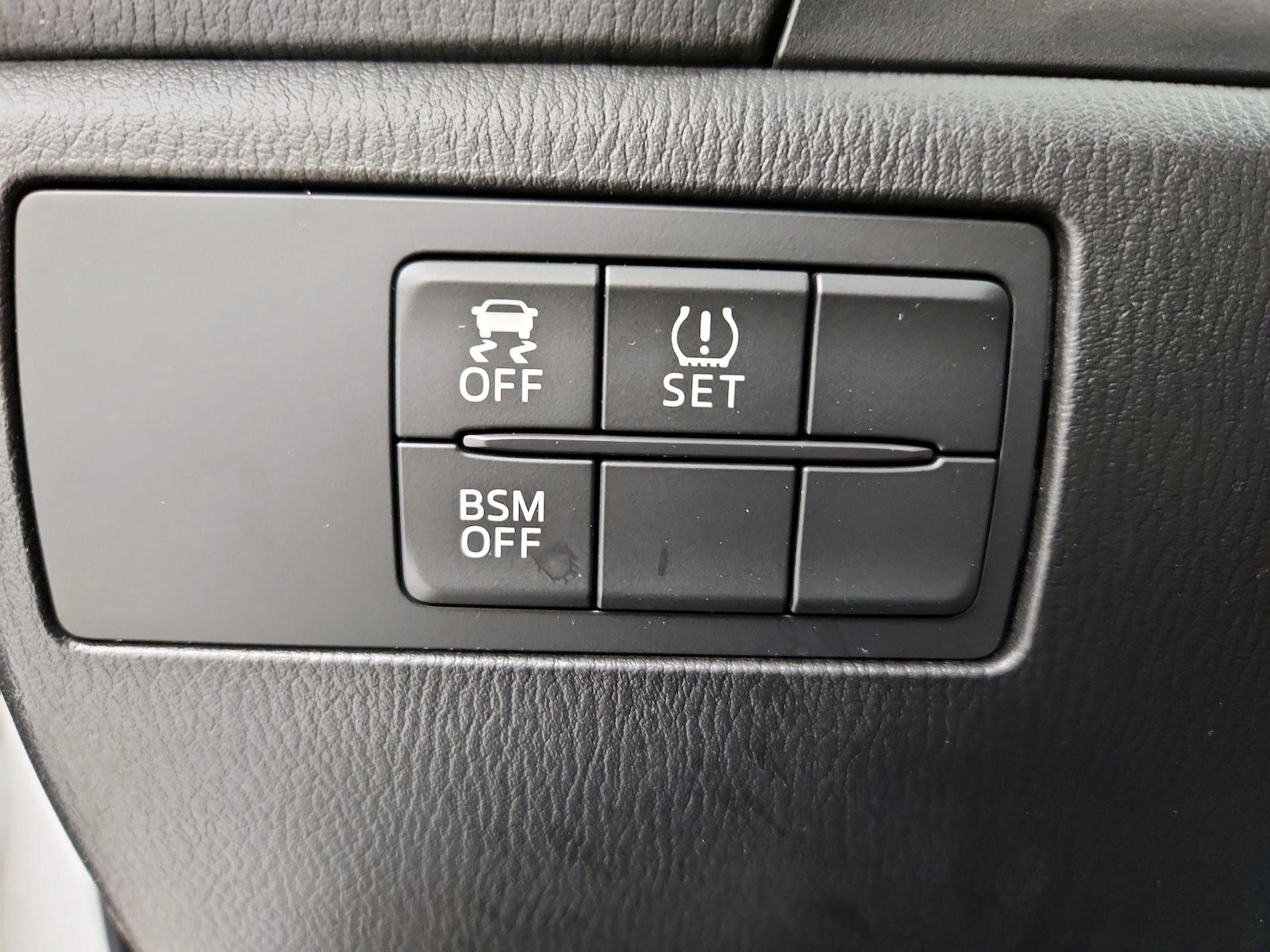 2015 Mazda MAZDA3 s Touring - Photo 14