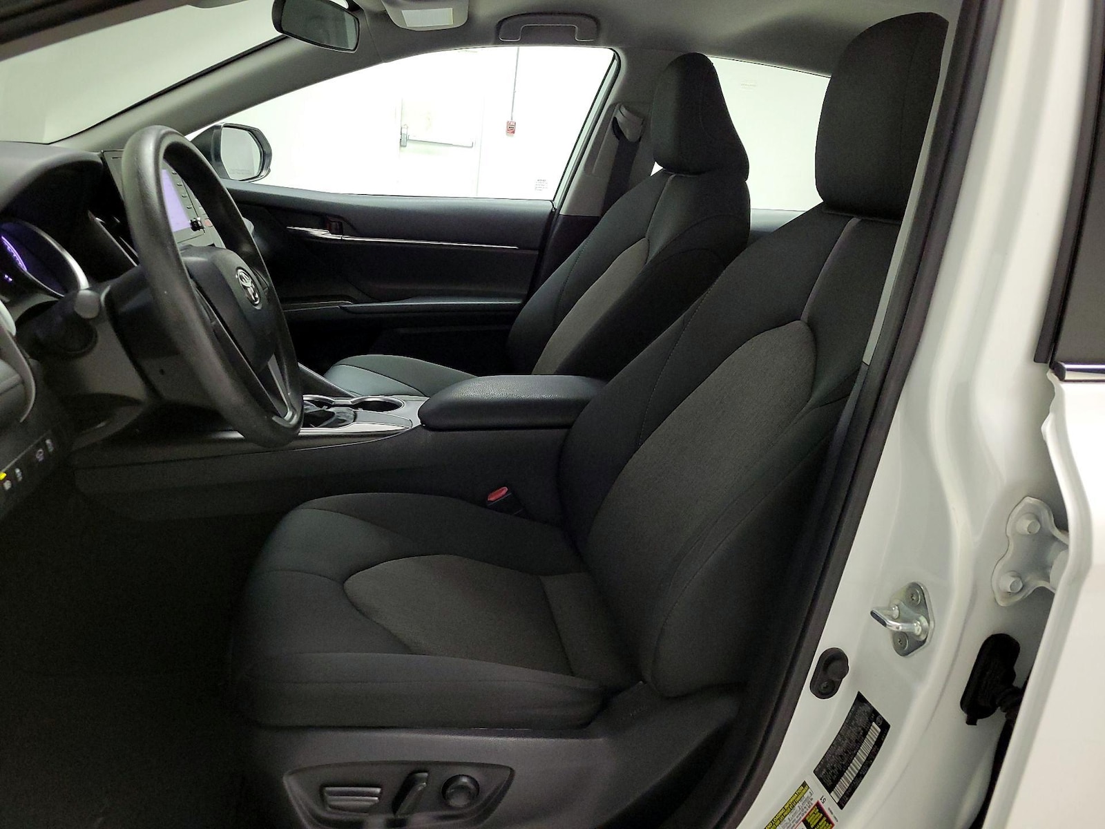 Power Seat(s) & Side Airbags