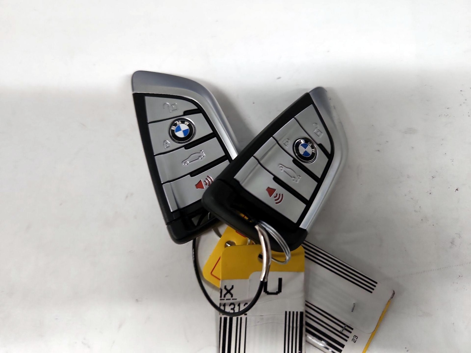 2023 BMW 5 Series M550i - Photo 25