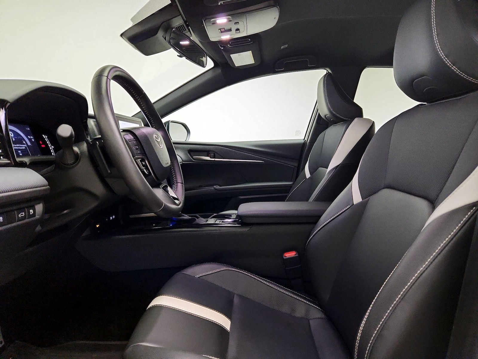 Power Seat(s) & Side Airbags