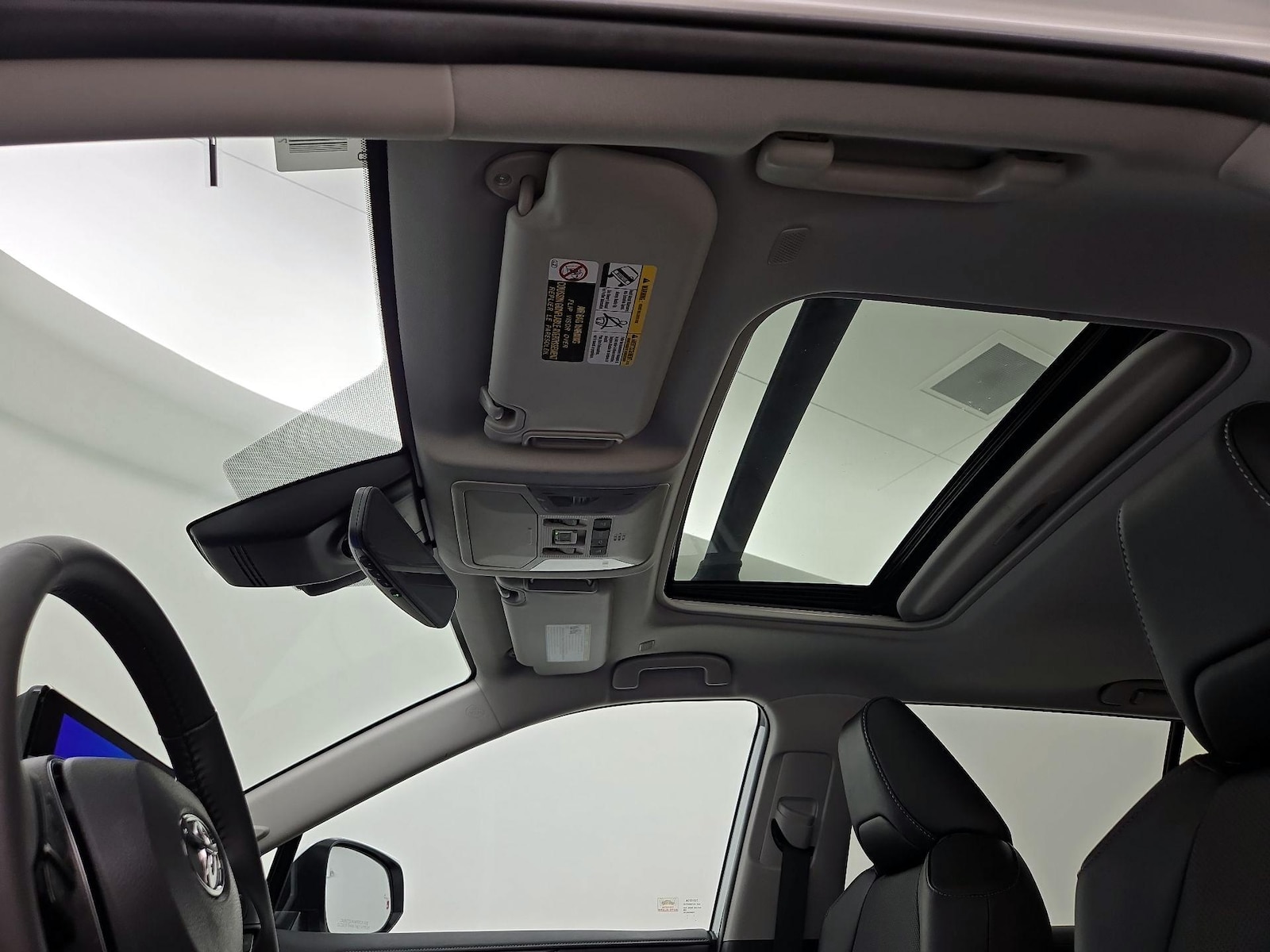 Sunroof(s) & Overhead Airbags