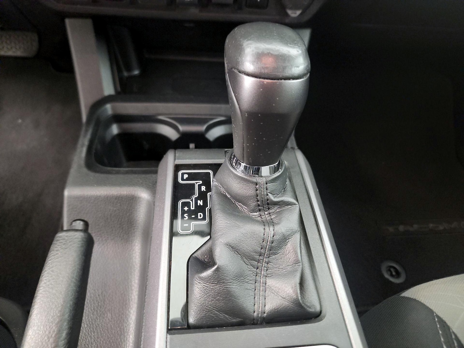 2022 Toyota Tacoma TRD Sport - Photo 19