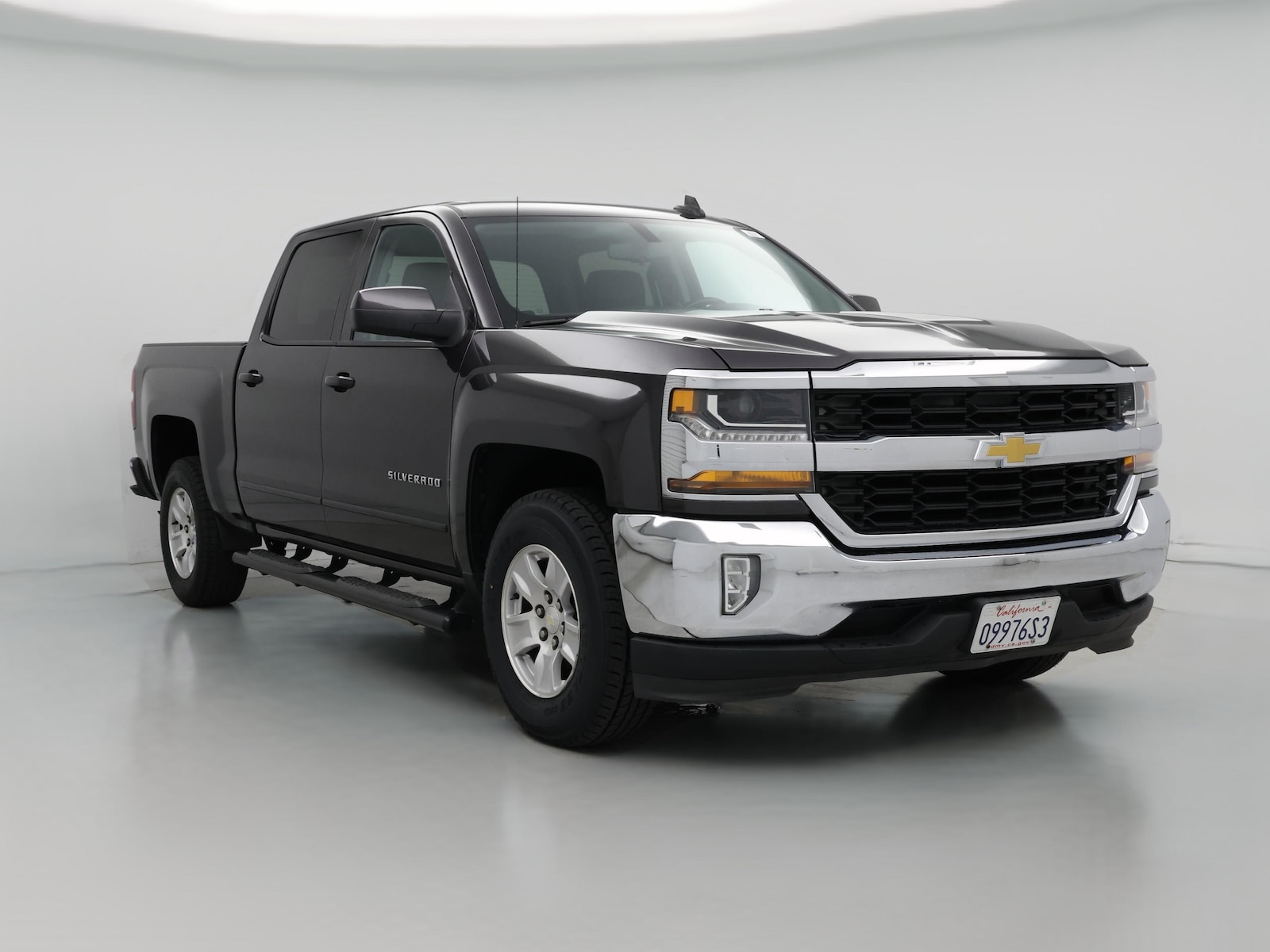 Bed Liner & Tow Hitch