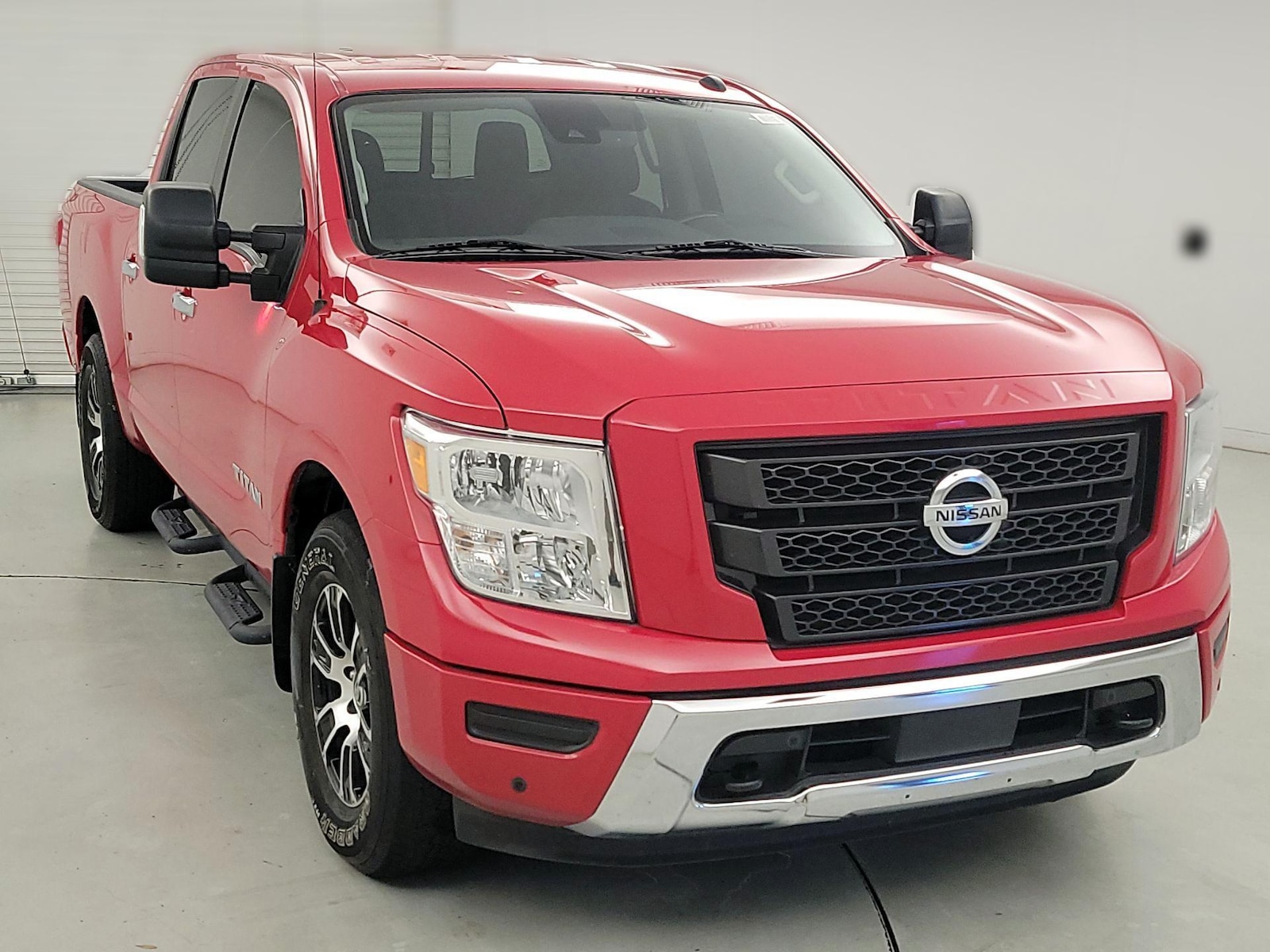 2021 Nissan Titan SV