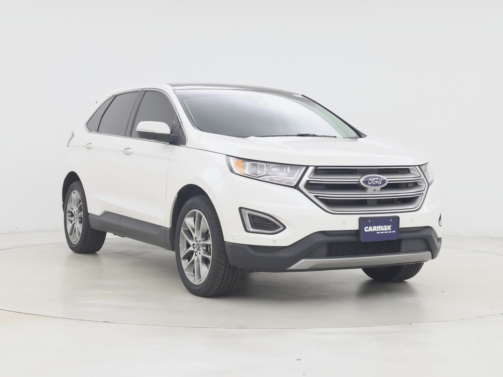 2015 Ford Edge Titanium - Photo 2