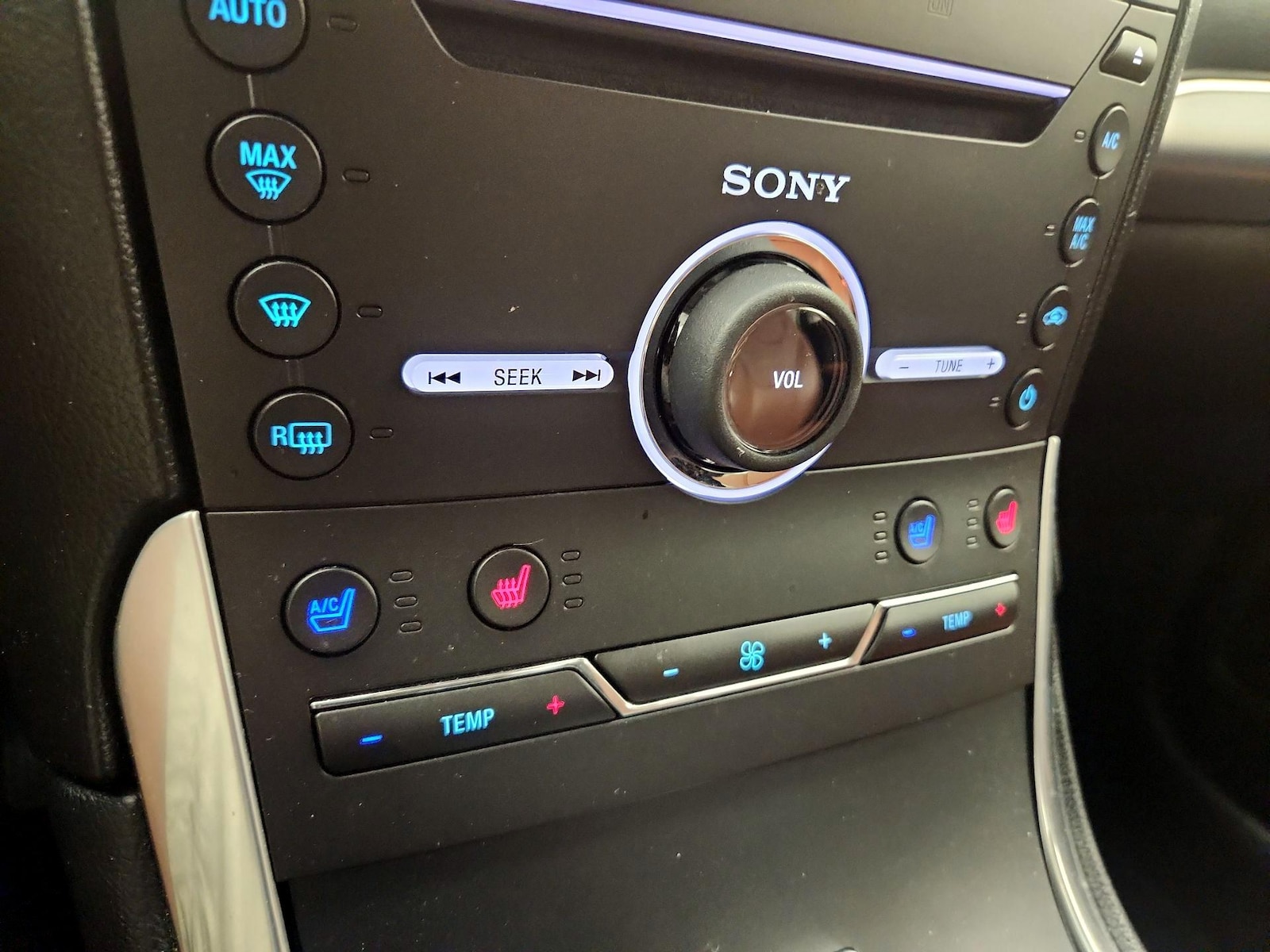 2015 Ford Edge Titanium - Photo 18