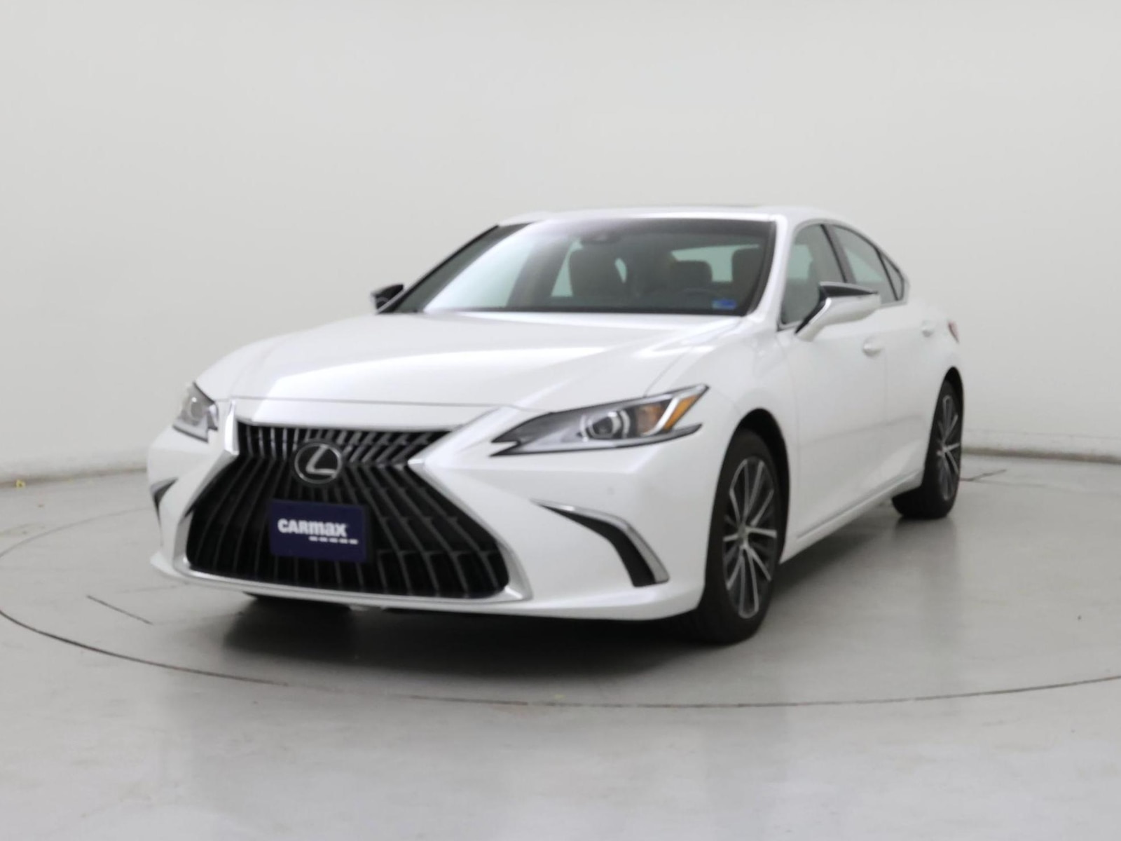 2025 Lexus ES 350 - Photo 5
