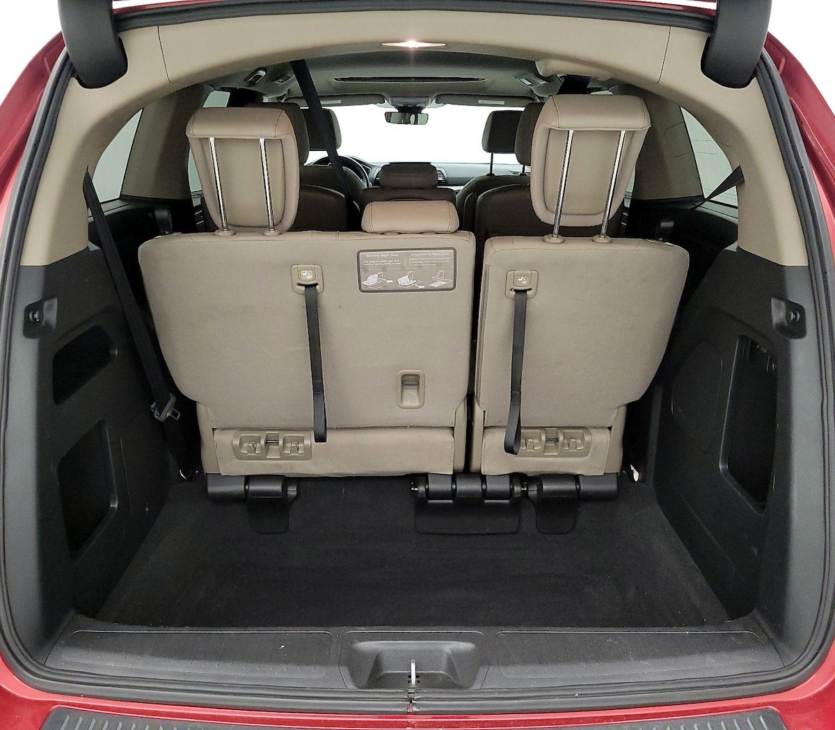 Trunk/Cargo (Seats Up)