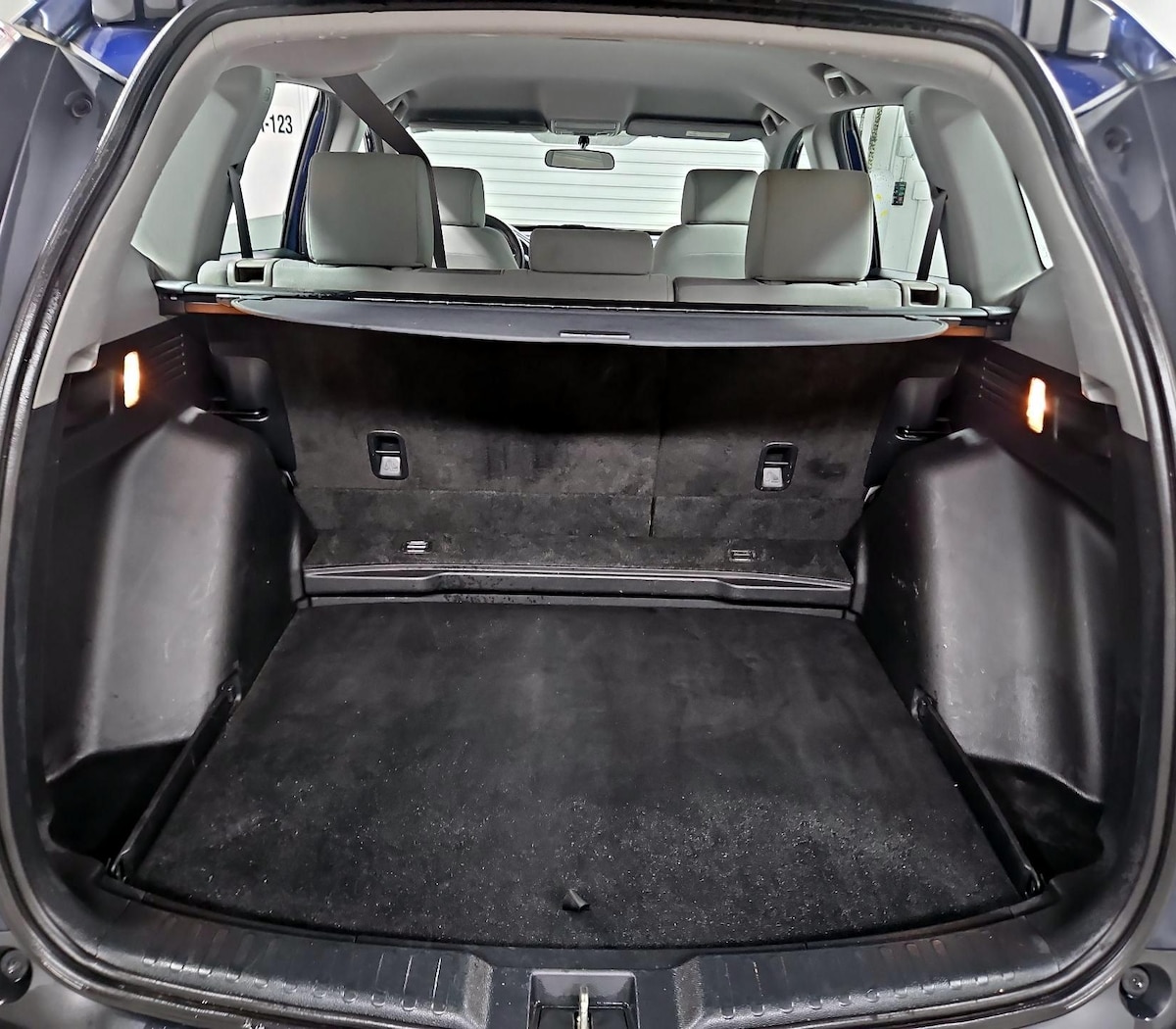 Trunk/Cargo (Seats Up)
