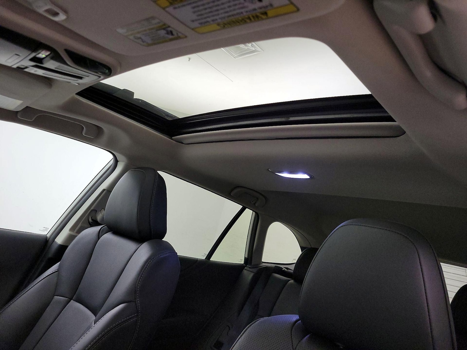 Sunroof(s) & Overhead Airbags