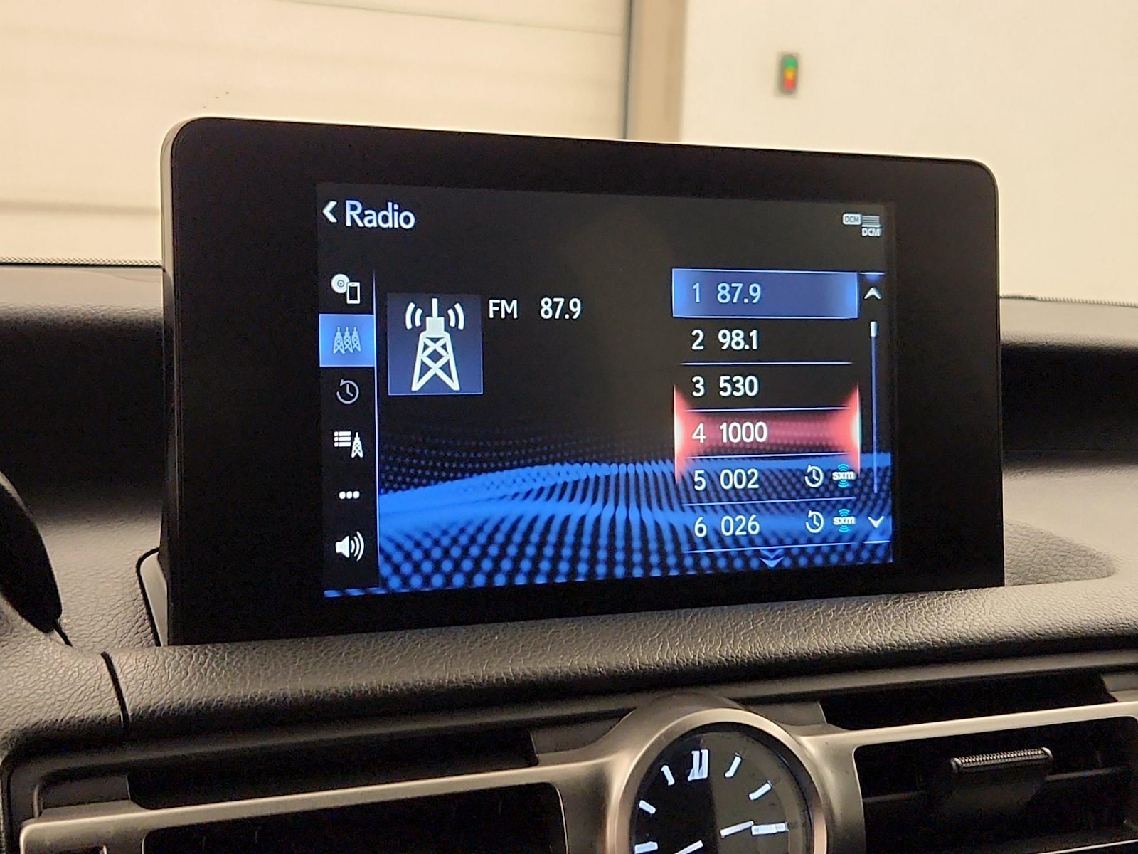 2022 Lexus IS 300 - Photo 16