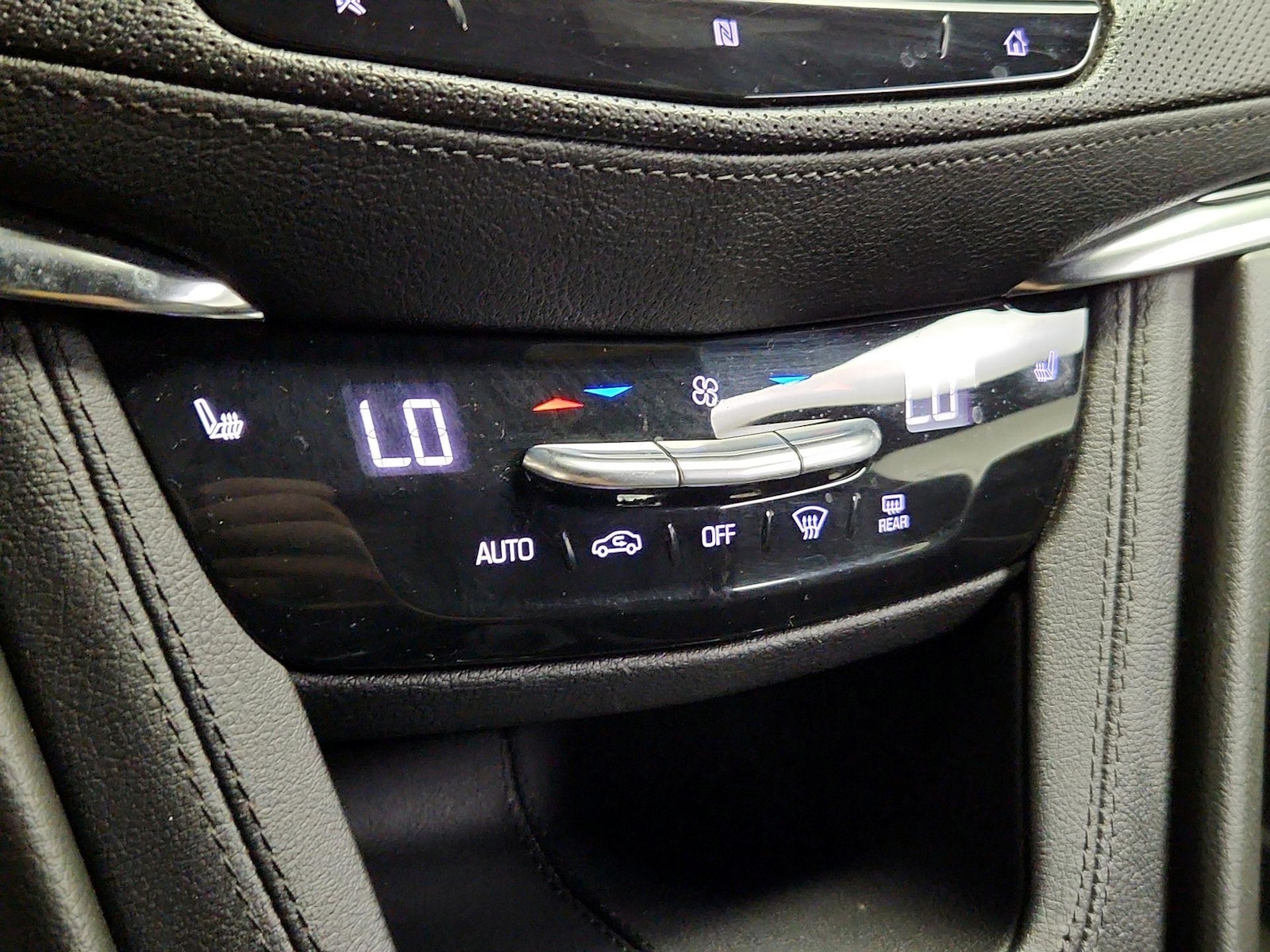 2020 Cadillac XT5 Premium Luxury - Photo 17