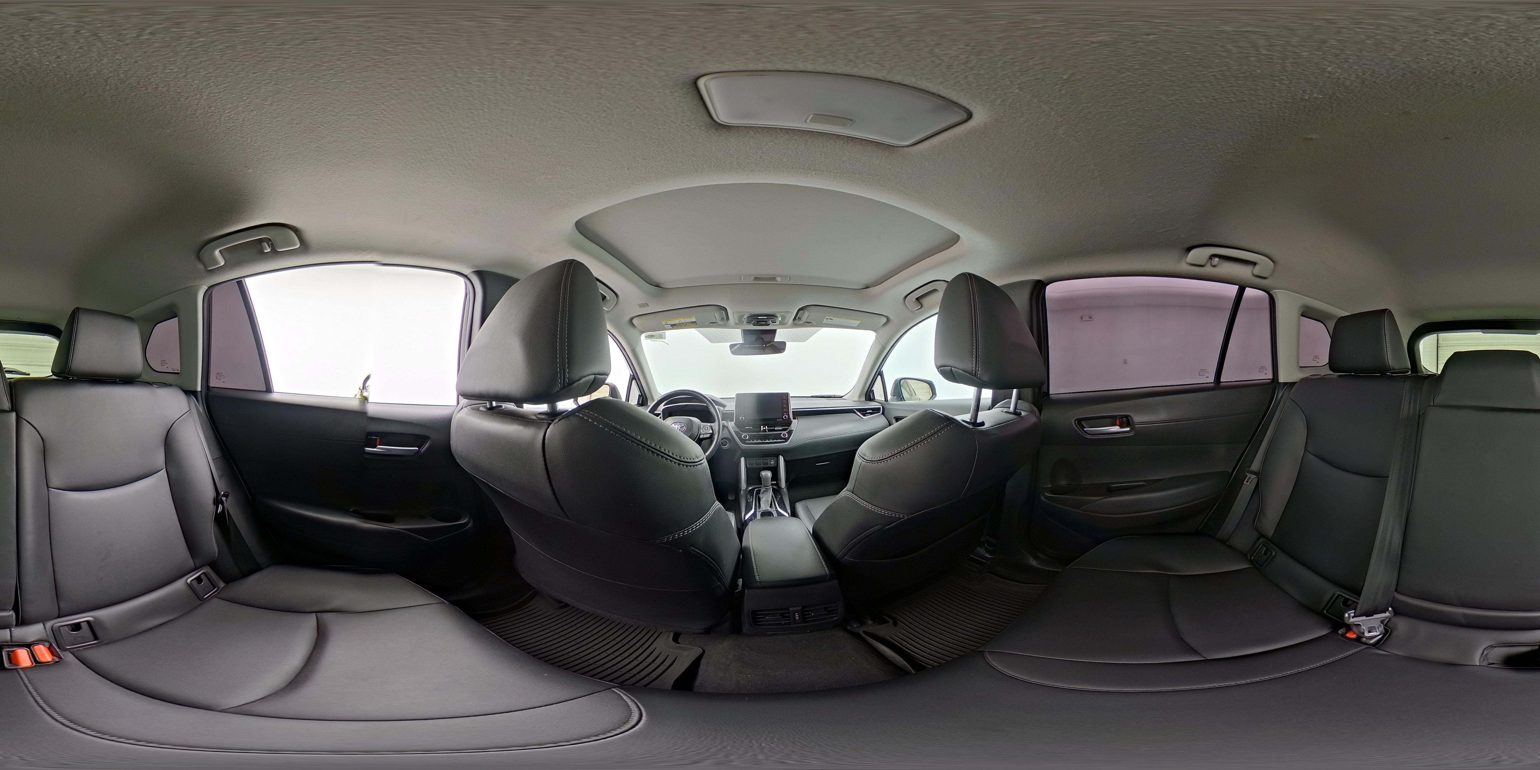 2022 Toyota Corolla Cross XLE - Photo 24