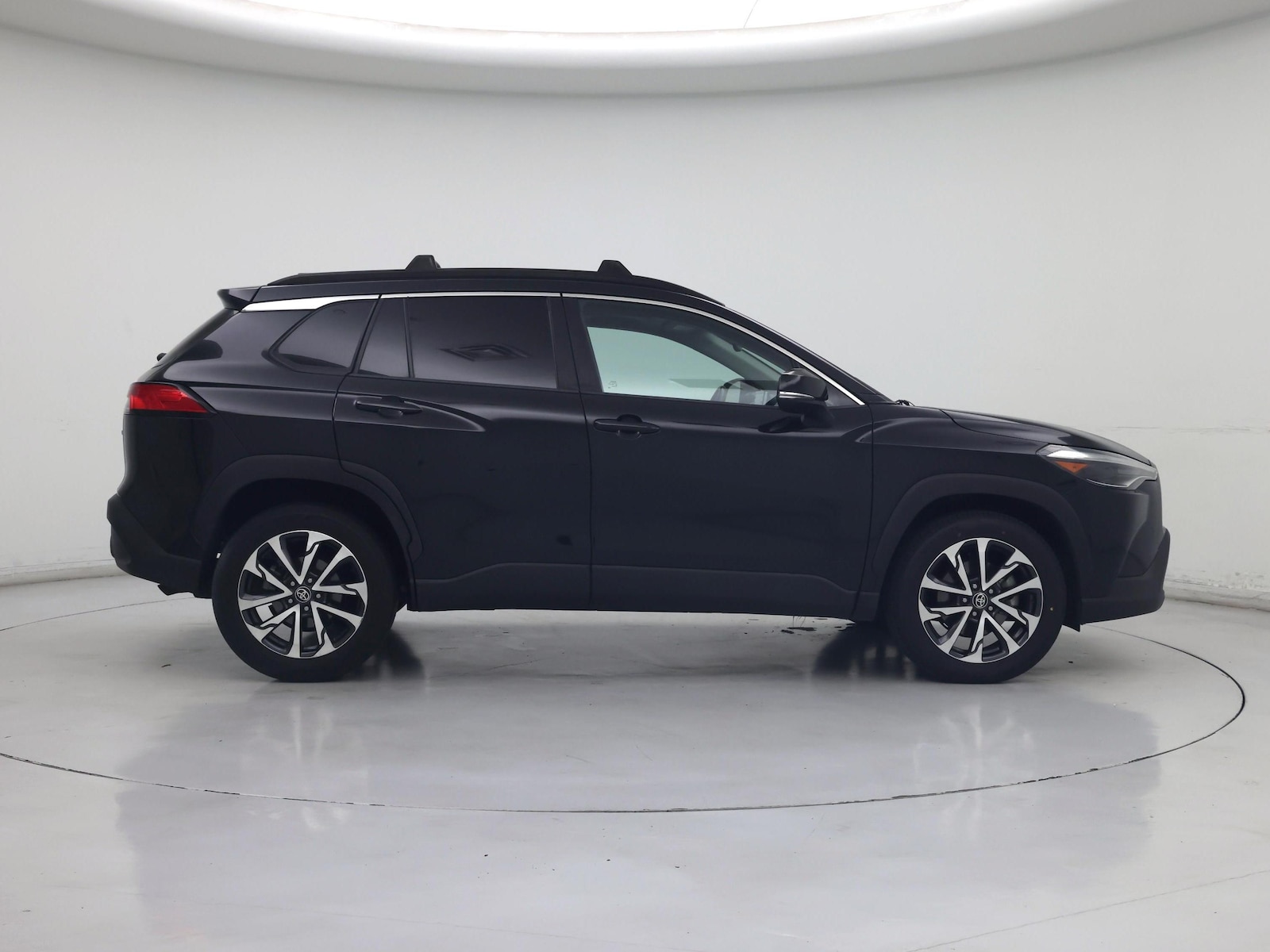 2022 Toyota Corolla Cross XLE - Photo 8