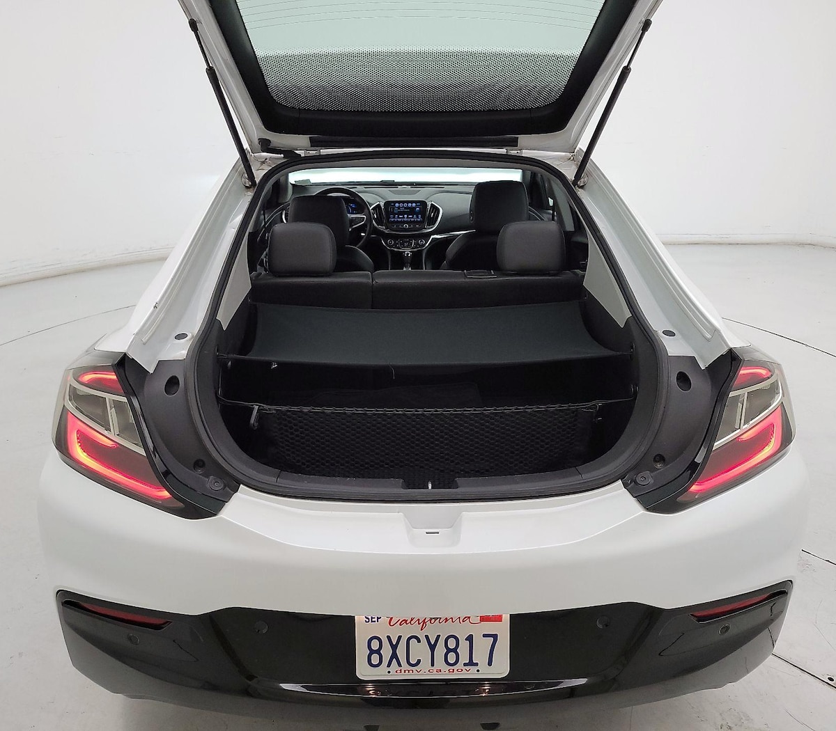 Trunk/Cargo (Seats Up)