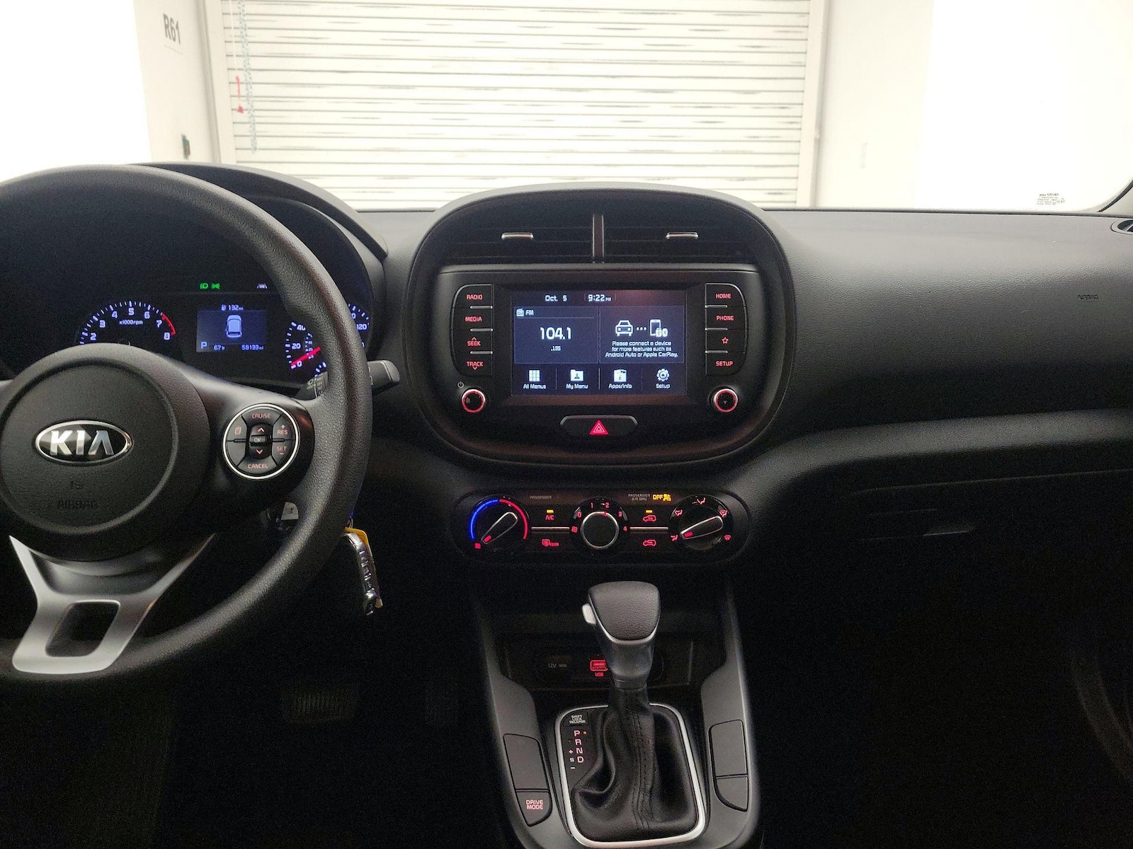 Apple CarPlay® & Android Auto™
