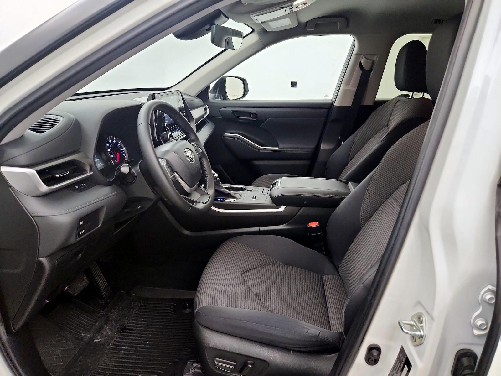 Power Seat(s) & Side Airbags