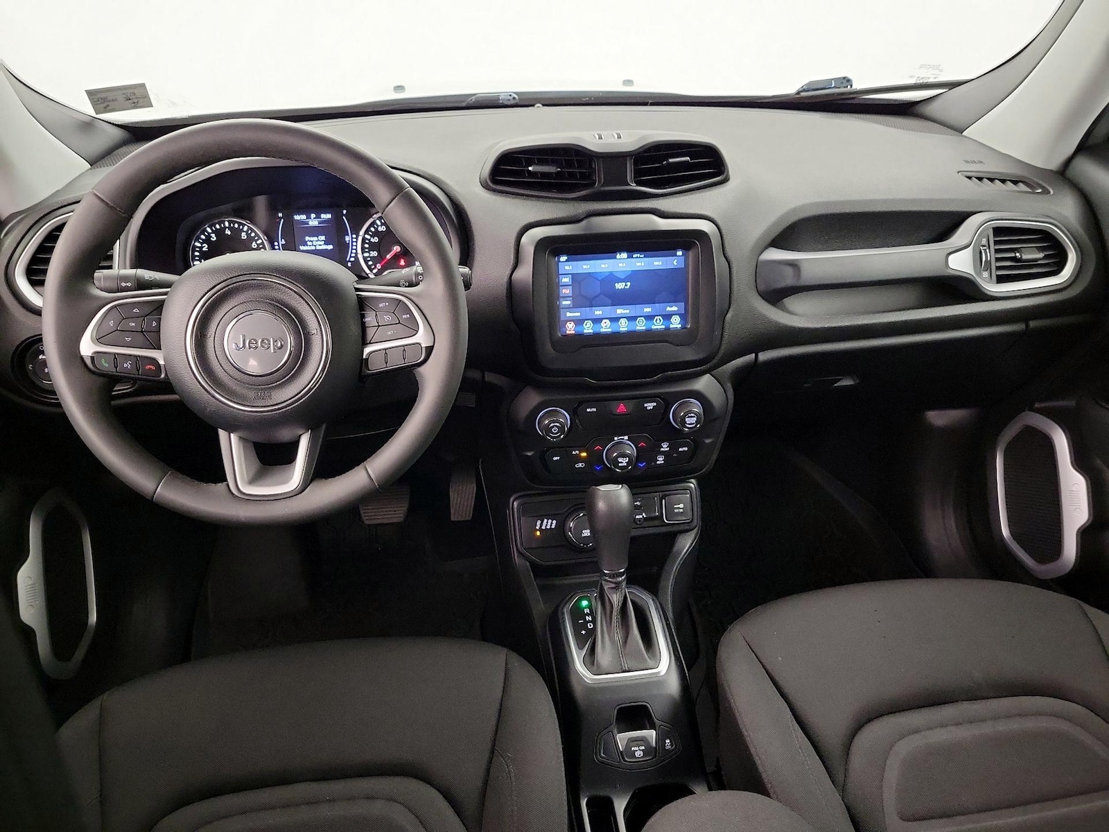 Apple CarPlay® & Android Auto™