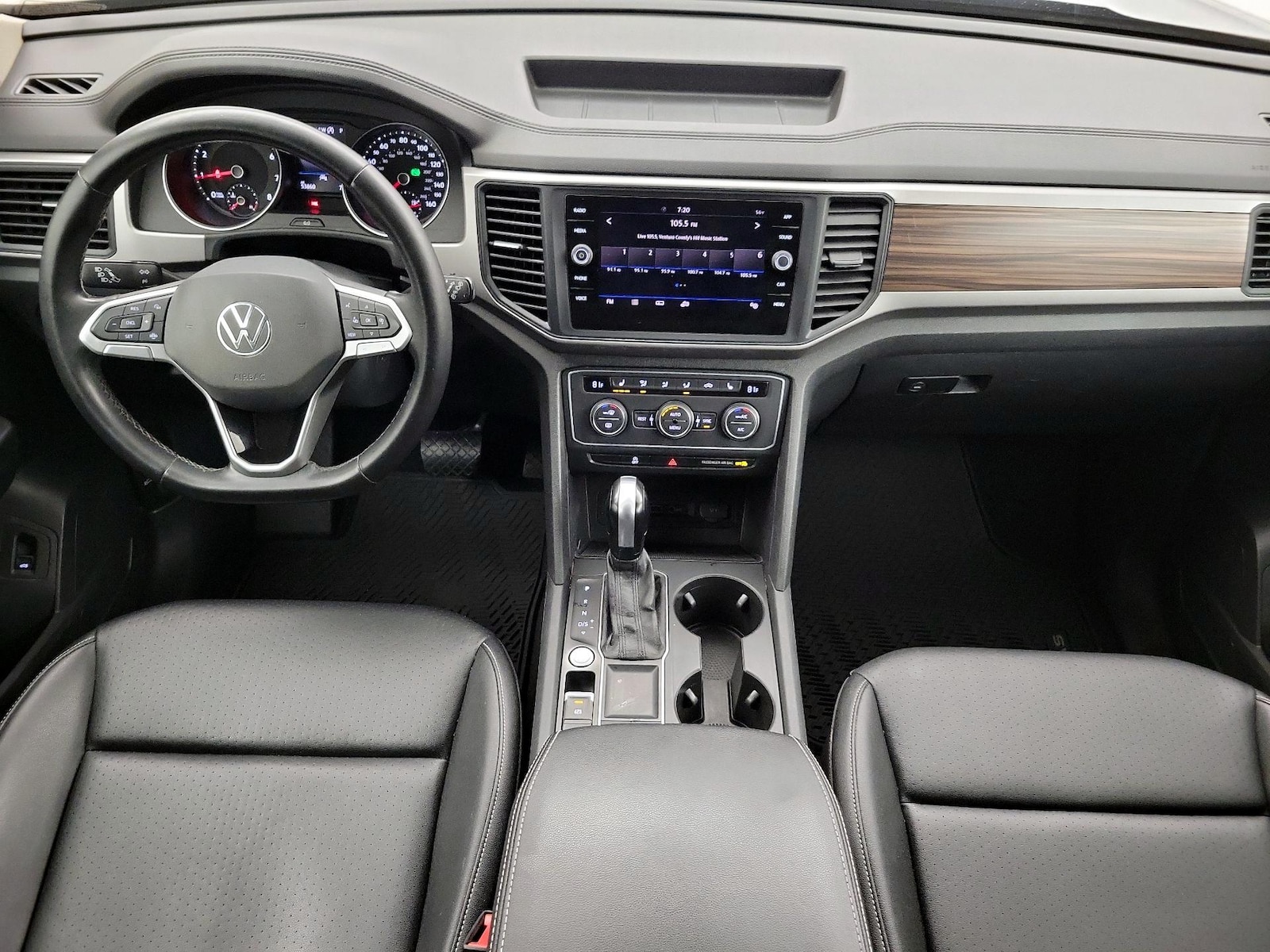 Apple CarPlay® & Android Auto™