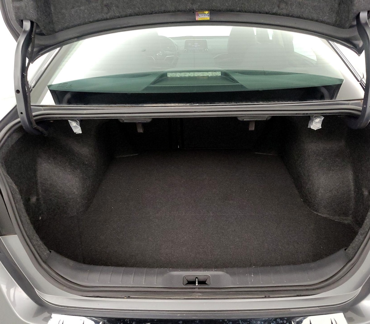 Trunk/Cargo (Seats Up)