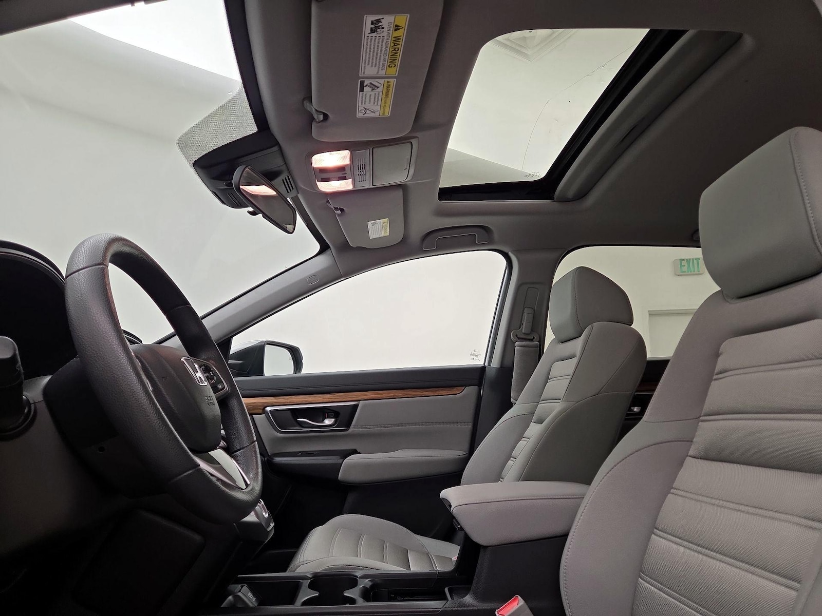 Sunroof(s) & Overhead Airbags
