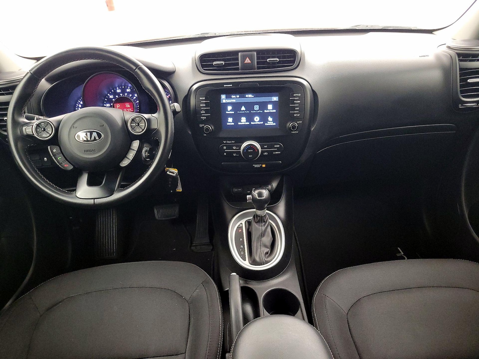 Apple CarPlay® & Android Auto™