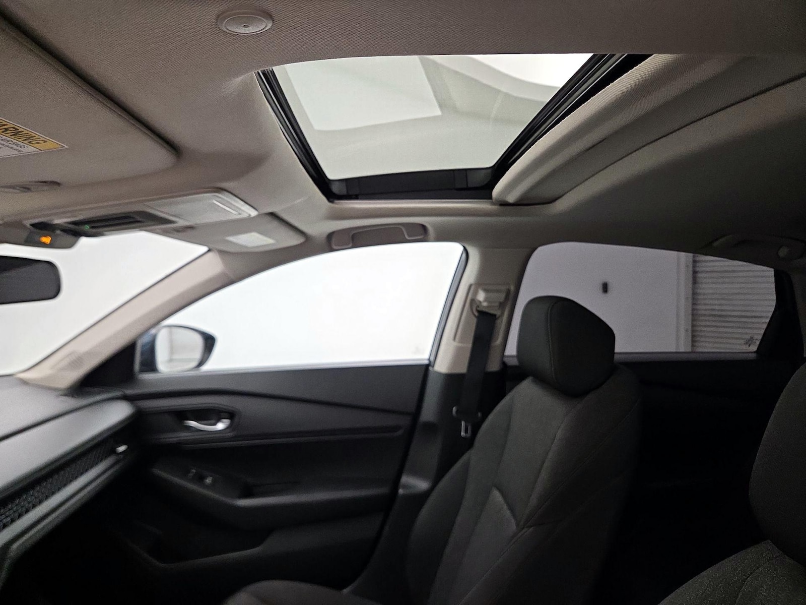 Sunroof(s) & Overhead Airbags