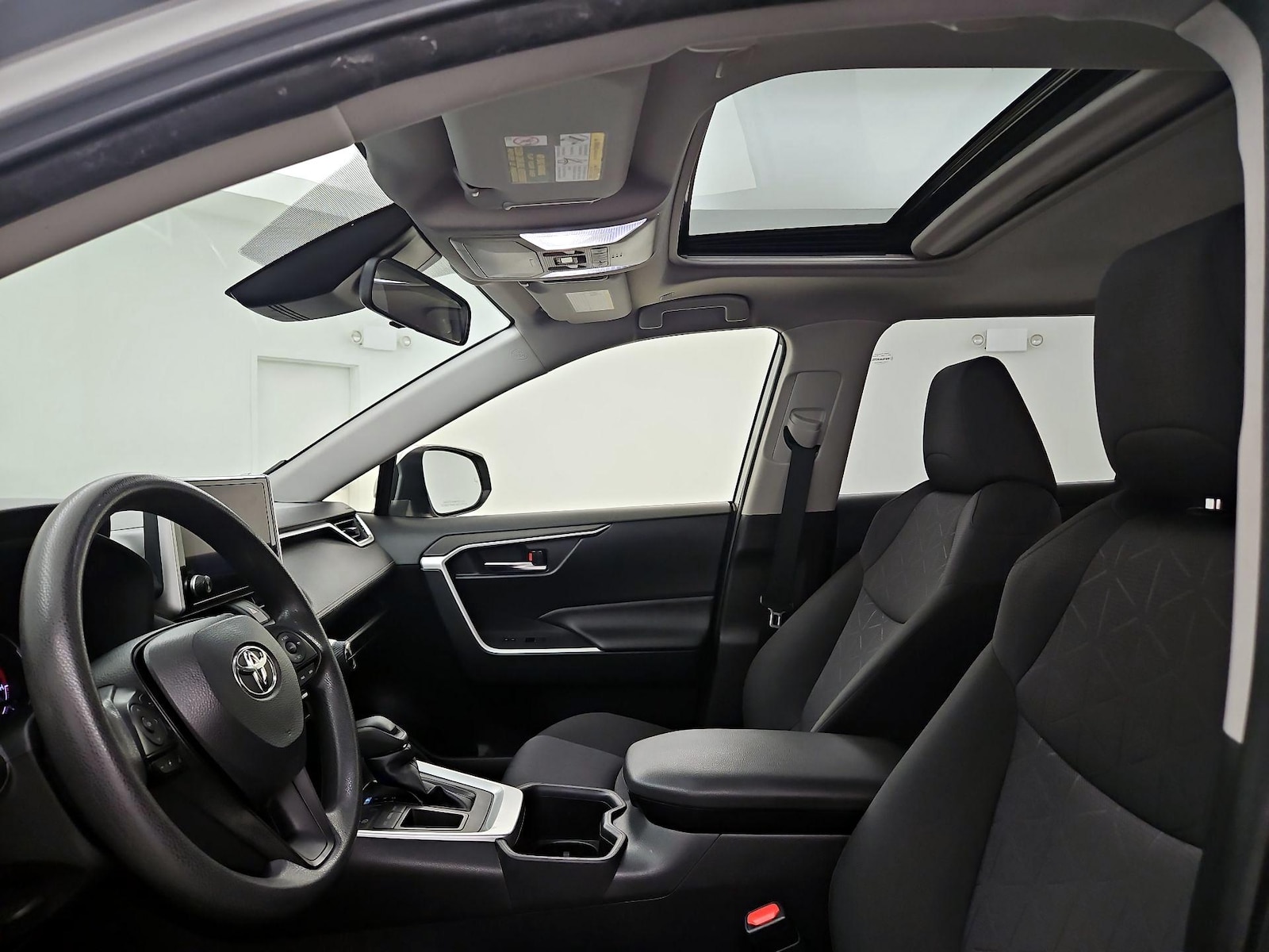 Sunroof(s) & Overhead Airbags