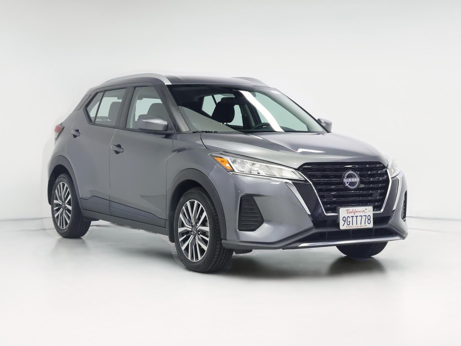 2023 Nissan Kicks